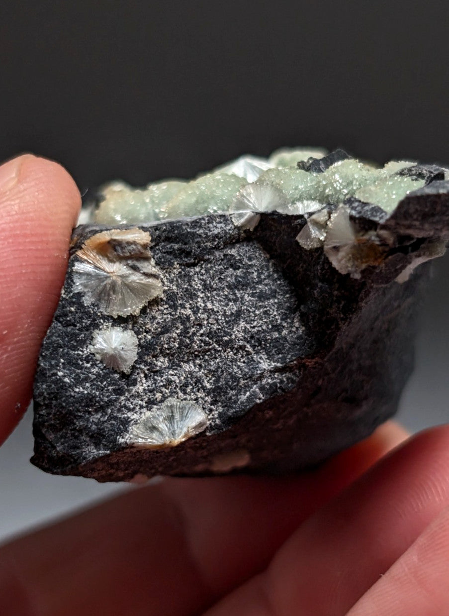 A+ UV Reactive Wavellite -Fantastic Old Stock- Mauldin Mountain, Arkansas, Rare