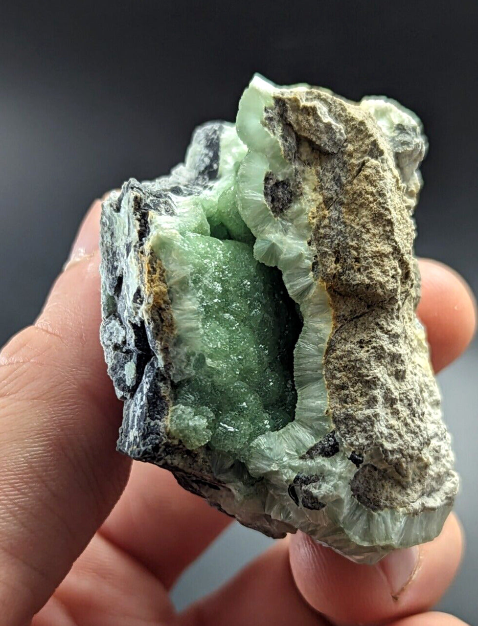 Amazing Wavellite - Fantastic Old Stock - Mauldin Mountain Arkansas - Collectibles:Rocks Fossils & Minerals:Crystals