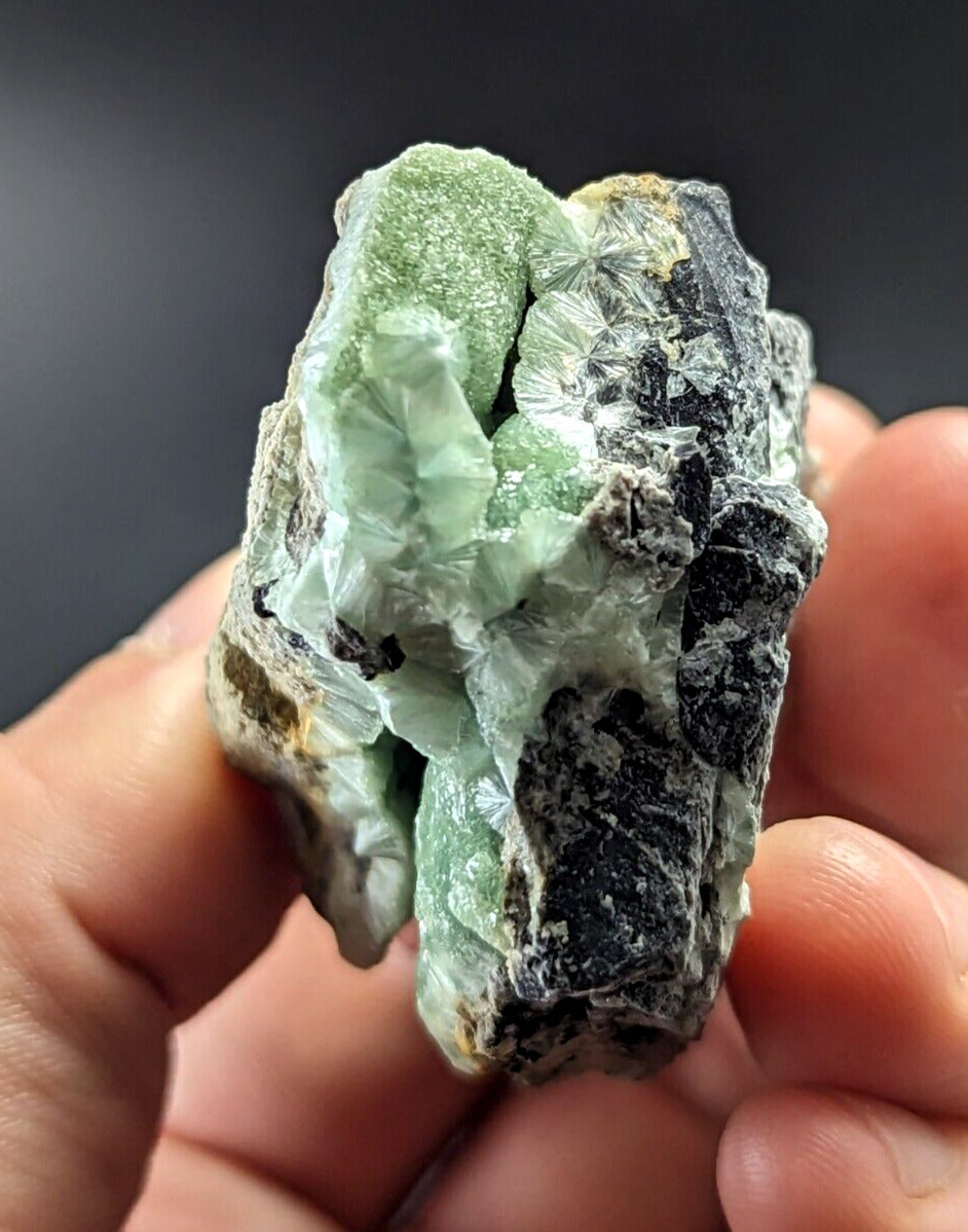 Amazing Wavellite - Fantastic Old Stock - Mauldin Mountain Arkansas - Collectibles:Rocks Fossils & Minerals:Crystals