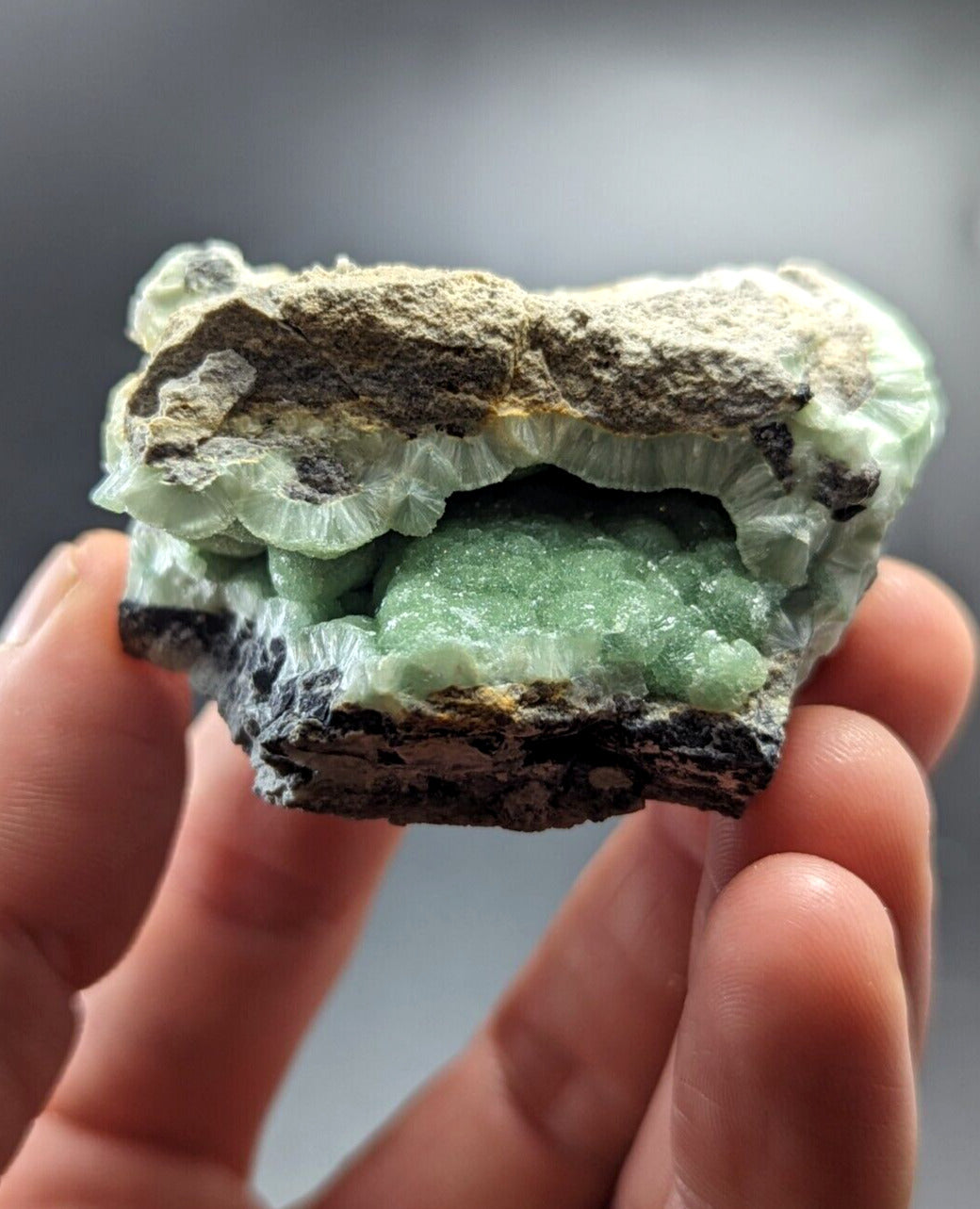 Amazing Wavellite - Fantastic Old Stock - Mauldin Mountain Arkansas - Collectibles:Rocks Fossils & Minerals:Crystals