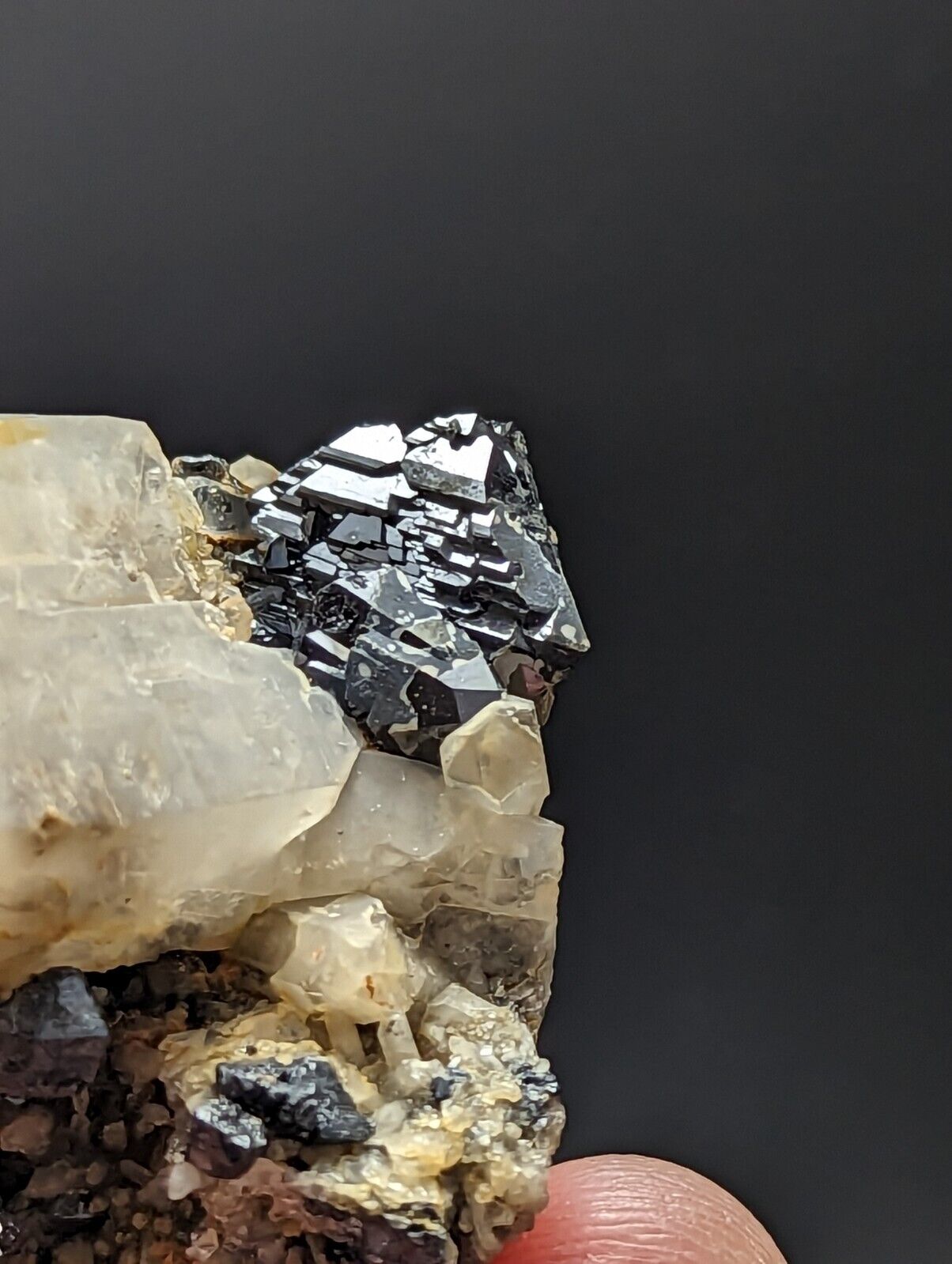 Brookite on Quartz Magnet Cove Hot Spring Co Arkansas Super Rare Old Stock - Collectibles:Rocks Fossils &
