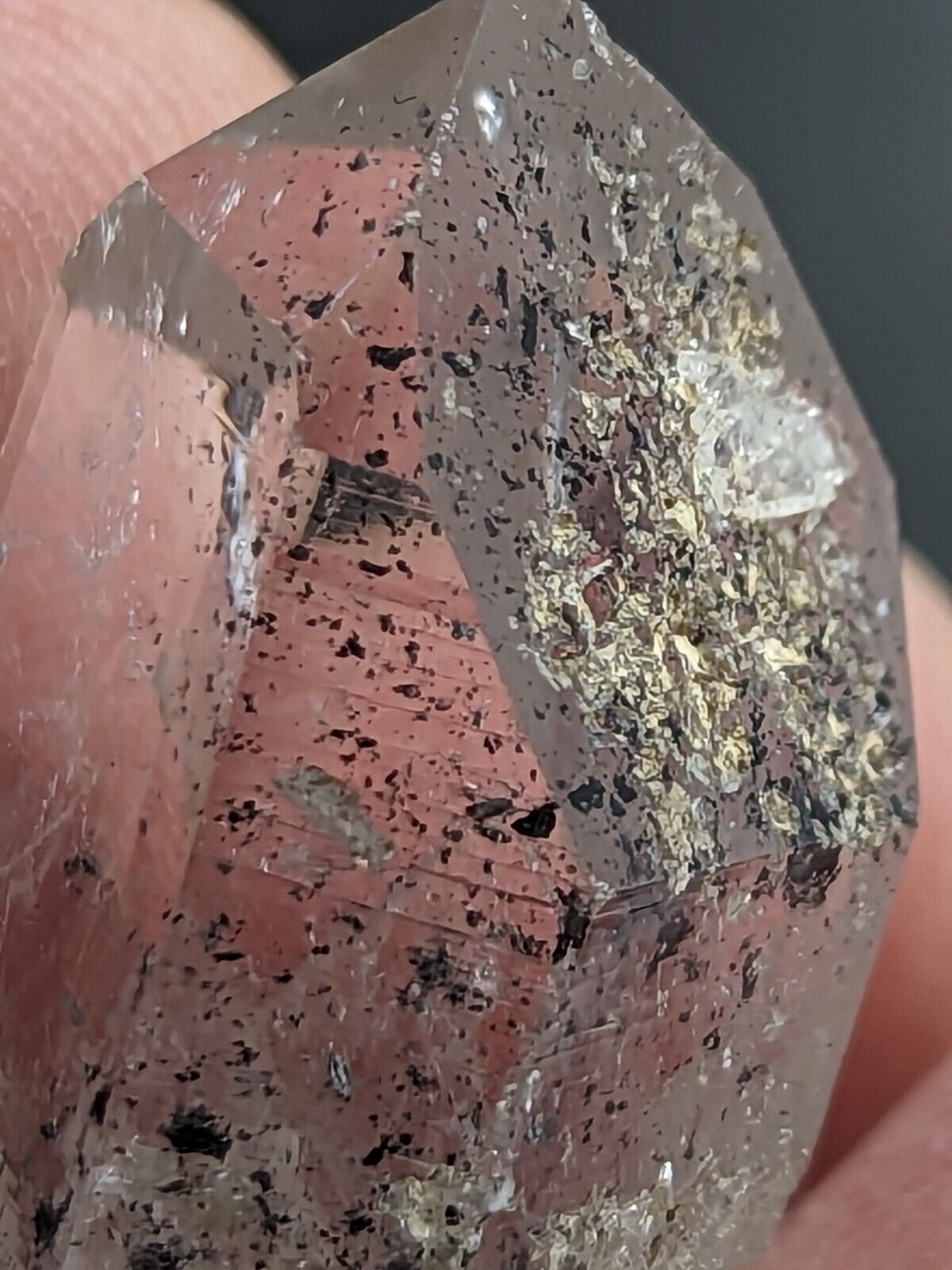 Clear Quartz Crystal w/ Black inclusions - Montgomery County Arkansas ooak - Collectibles:Rocks Fossils &