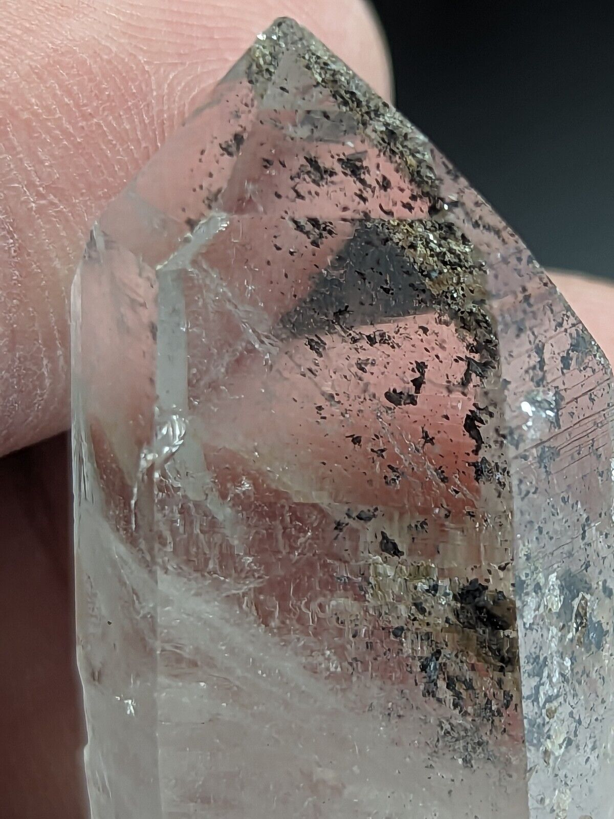 Clear Quartz Crystal w/ Black inclusions - Montgomery County Arkansas ooak - Collectibles:Rocks Fossils &