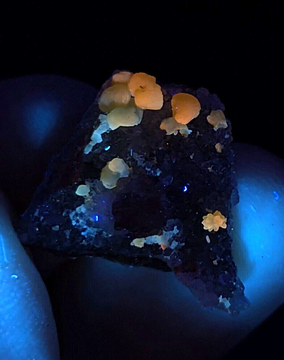 Greenockite included Smithsonite on Quartz/Sphalerite Rush Marion Co Arkansas UV Reactive - Collectibles:Rocks Fossils