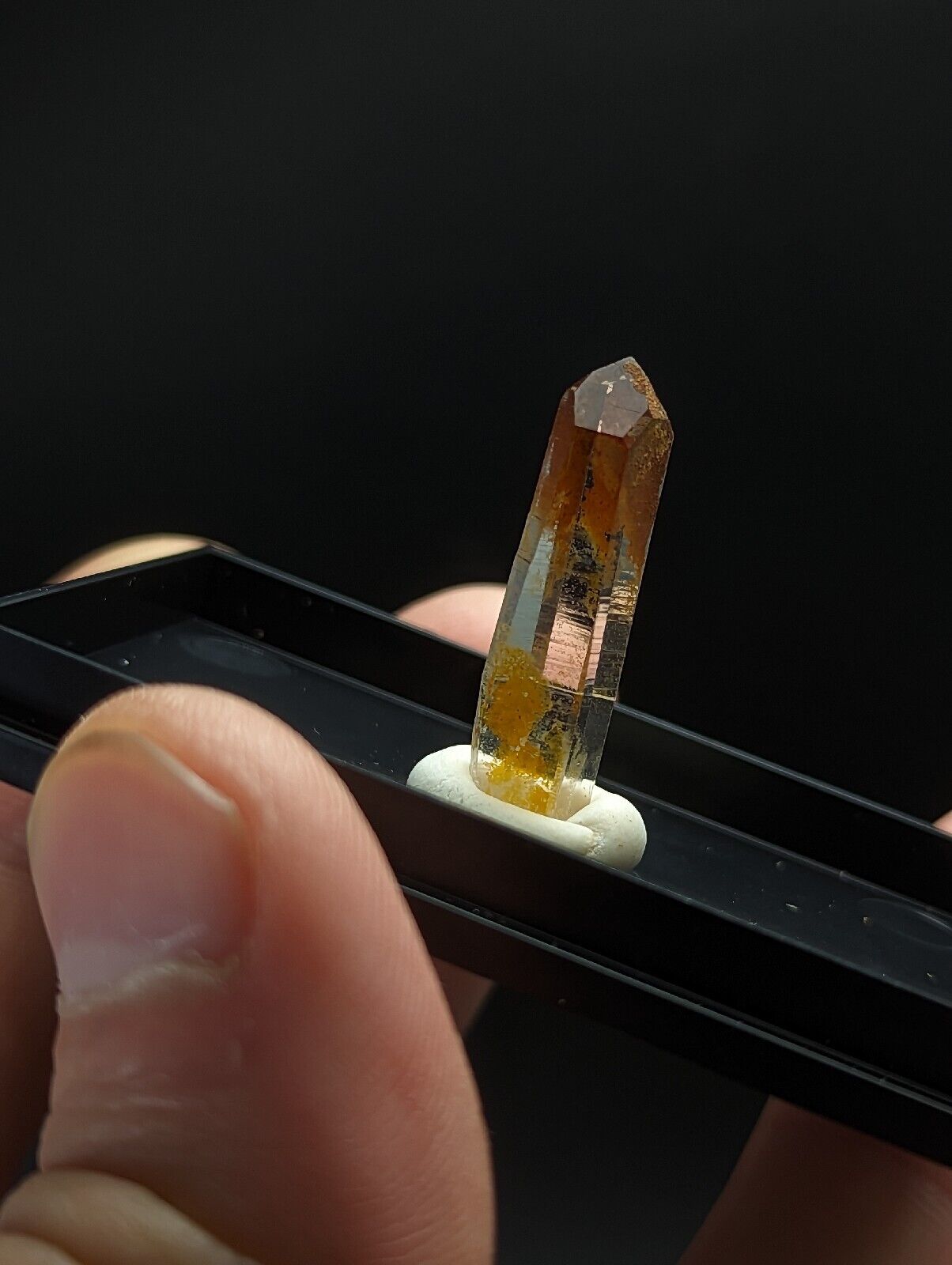 Quartz - Unique iron coated Crystal w/ photo case - Old Stock Arkansas ooak - Collectibles:Rocks Fossils &