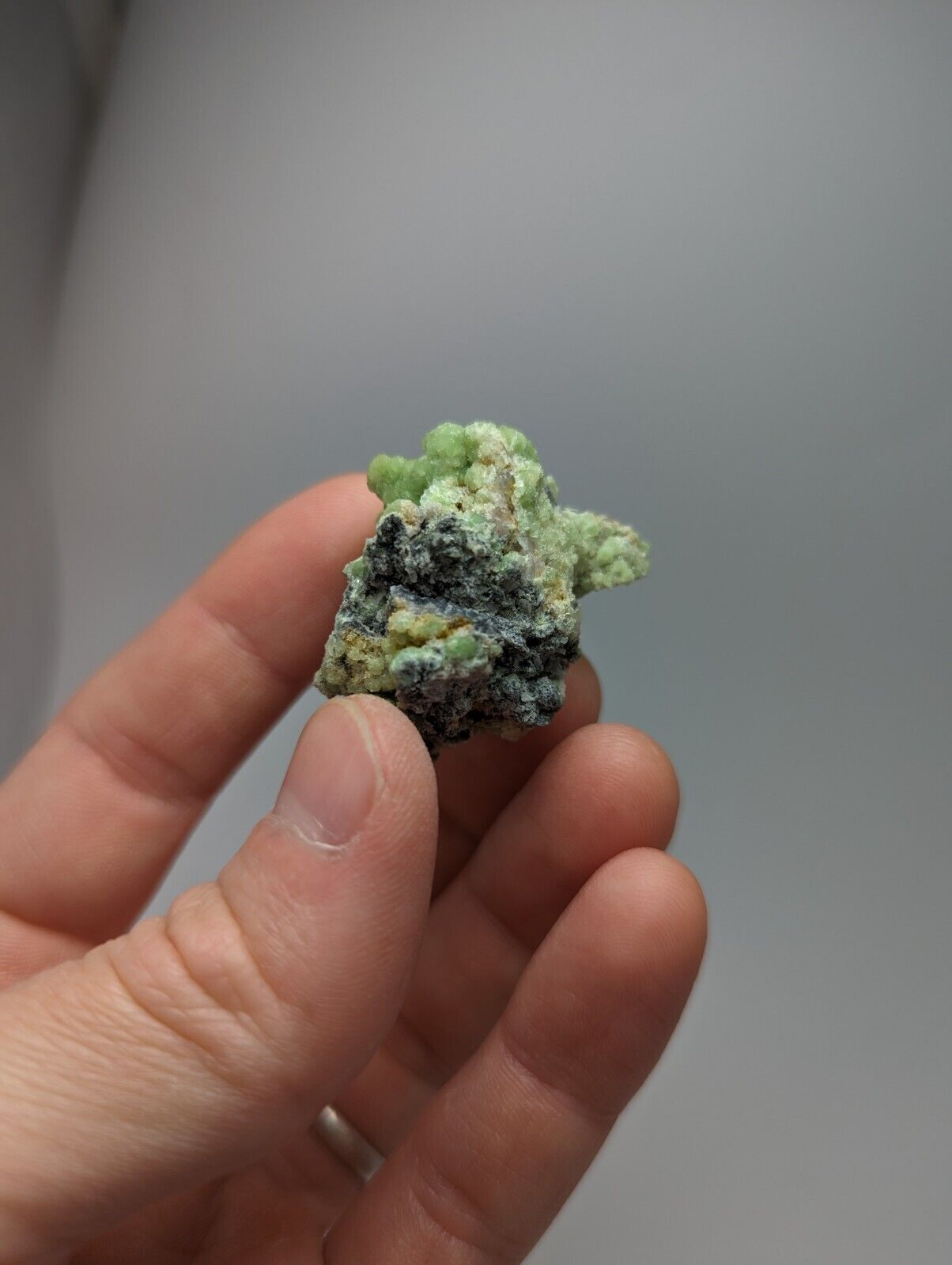 Rare Bright Green Wavellite - Fantastic Specimen - Mauldin Mountain Arkansas - Collectibles:Rocks Fossils &