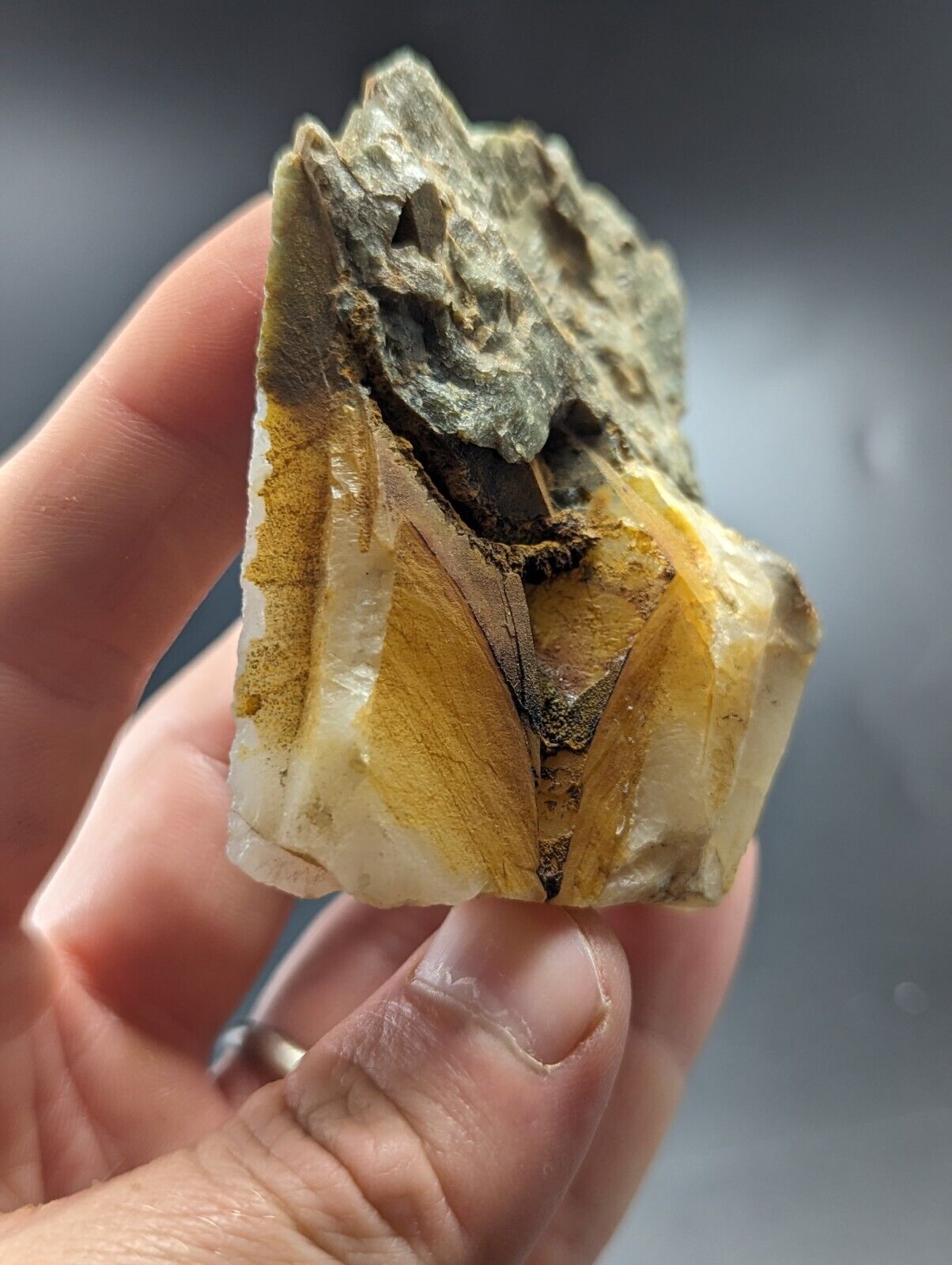 Rare Green Quartz Crystal Half Cut/Polished Saline County Arkansas Old Stock - Collectibles:Rocks Fossils &