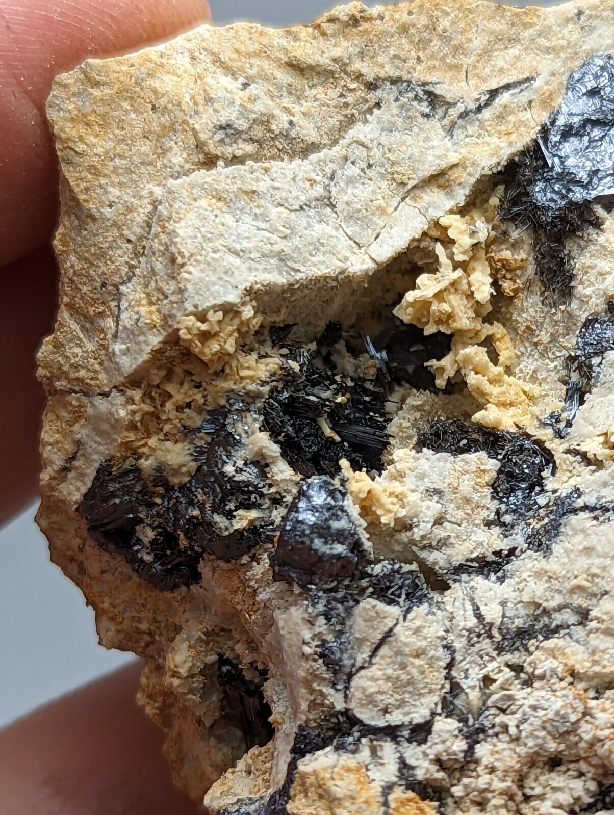 Rutile in Matrix Magnet Cove Arkansas Large Cluster Super Rare Old Stock - Collectibles:Rocks Fossils &