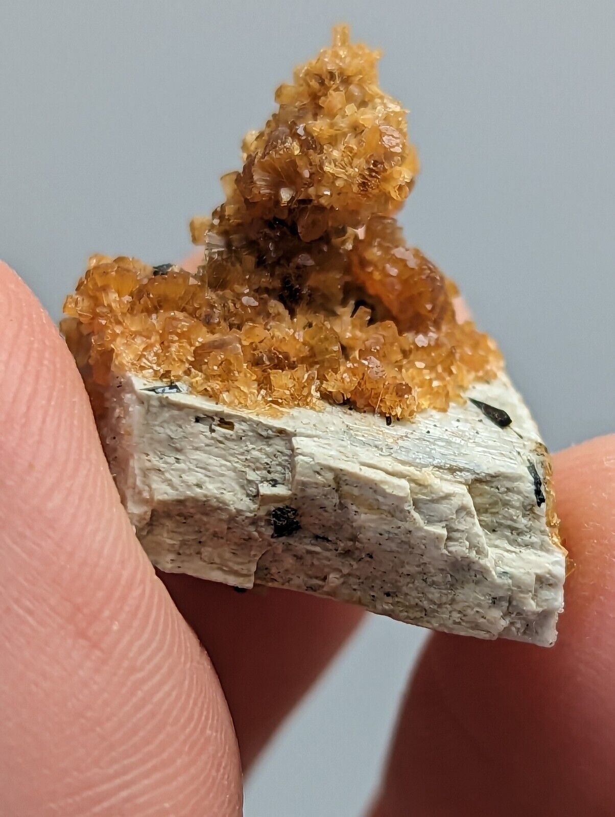 Stilbite Albite Biotite - 3M Quarry Little Rock Arkansas RARE old stock - Collectibles:Rocks Fossils &