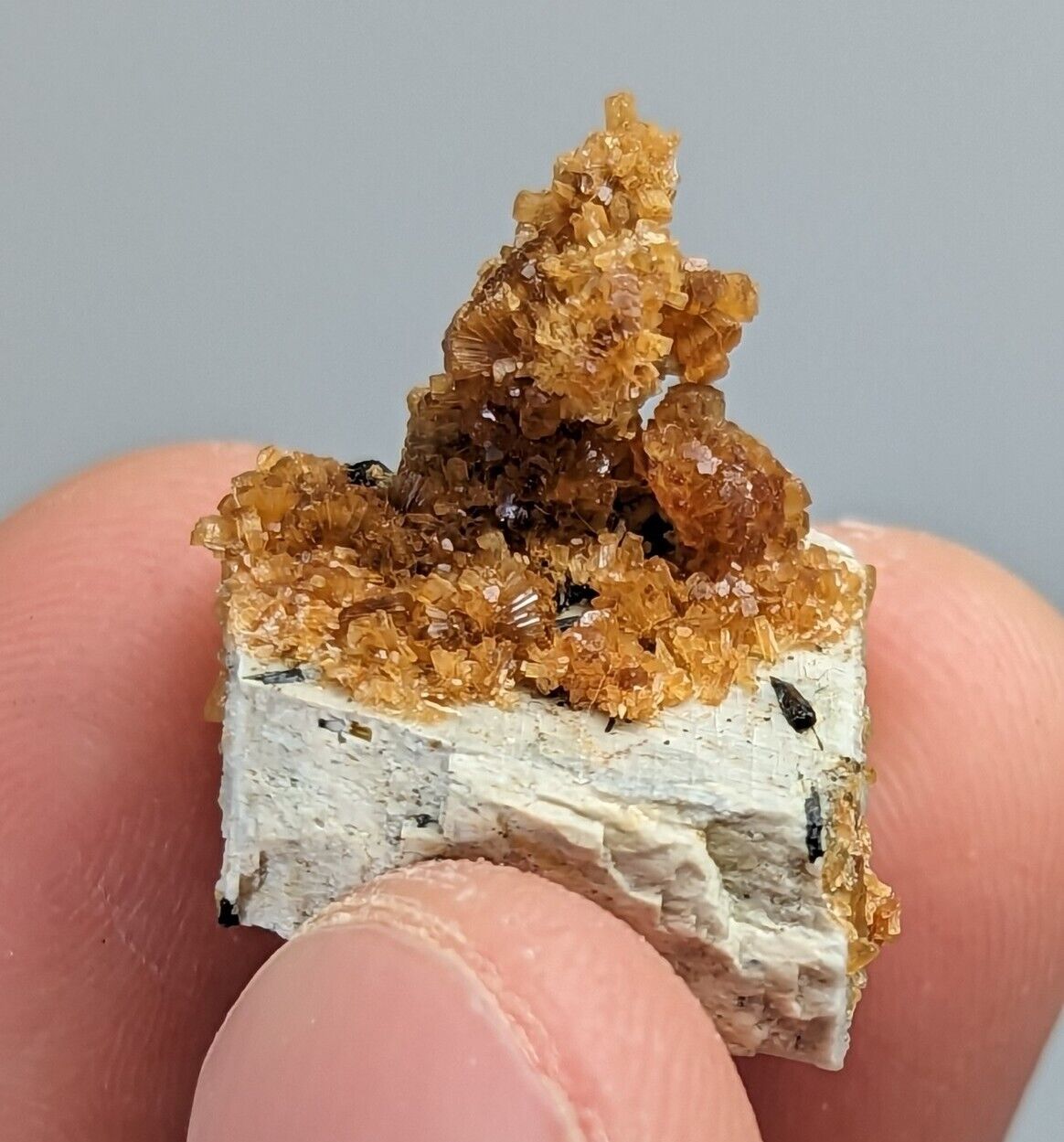 Stilbite Albite Biotite - 3M Quarry Little Rock Arkansas RARE old stock - Collectibles:Rocks Fossils &