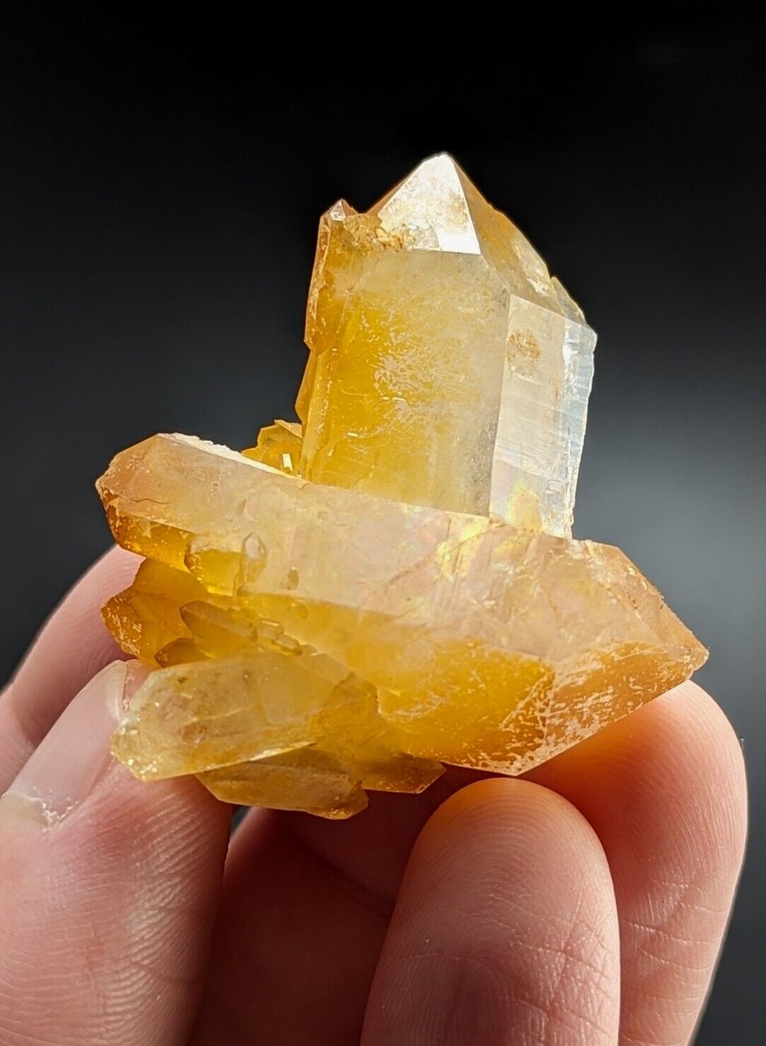 Unique Quartz Crystal Floater - Garland County Arkansas w/ natural iridescence - Collectibles:Rocks Fossils &