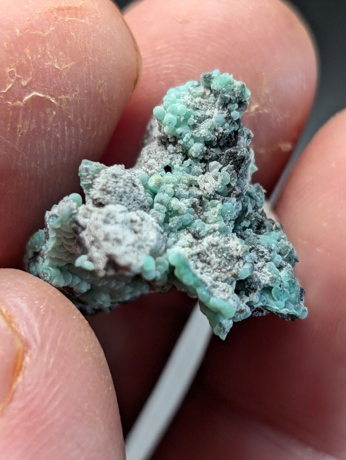 UV Reactive Planerite Mauldin Mountain Montgomery Co. Arkansas USA(Old Stock) - Collectibles:Rocks Fossils &