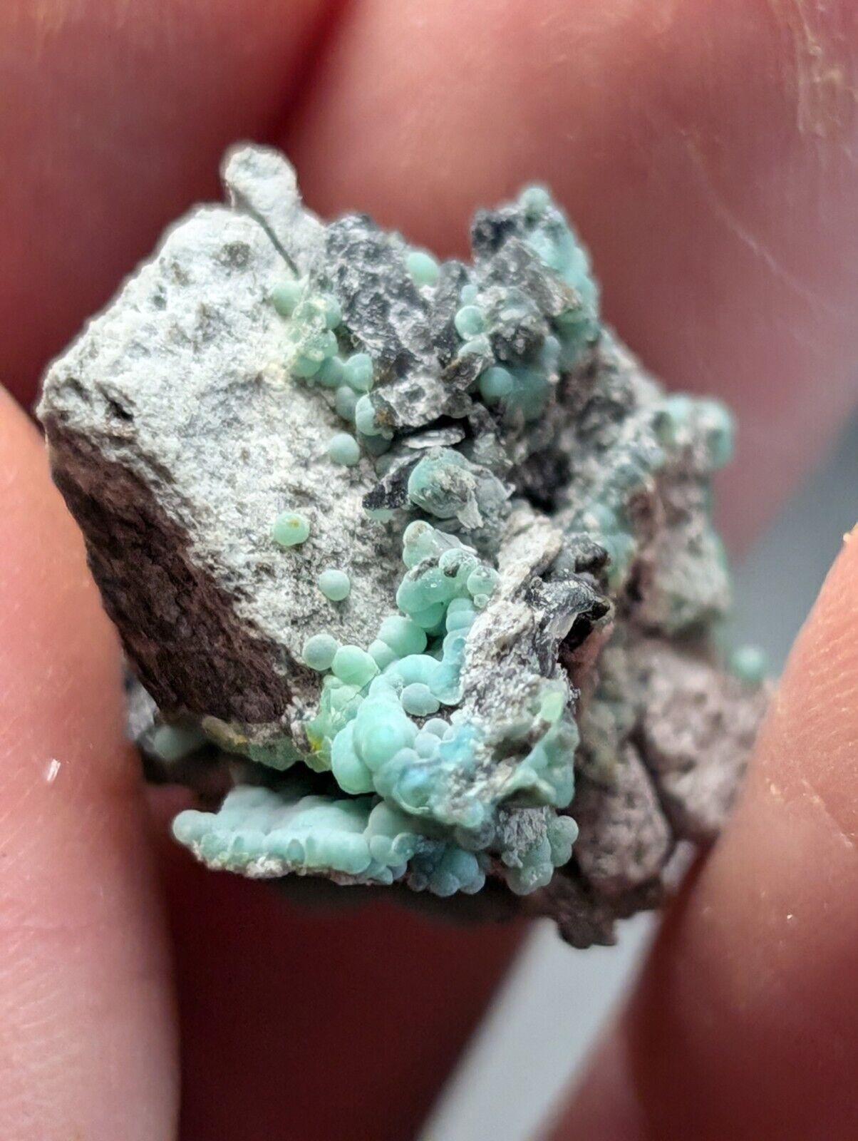 UV Reactive Planerite Mauldin Mountain Montgomery Co. Arkansas USA(Old Stock) - Collectibles:Rocks Fossils &