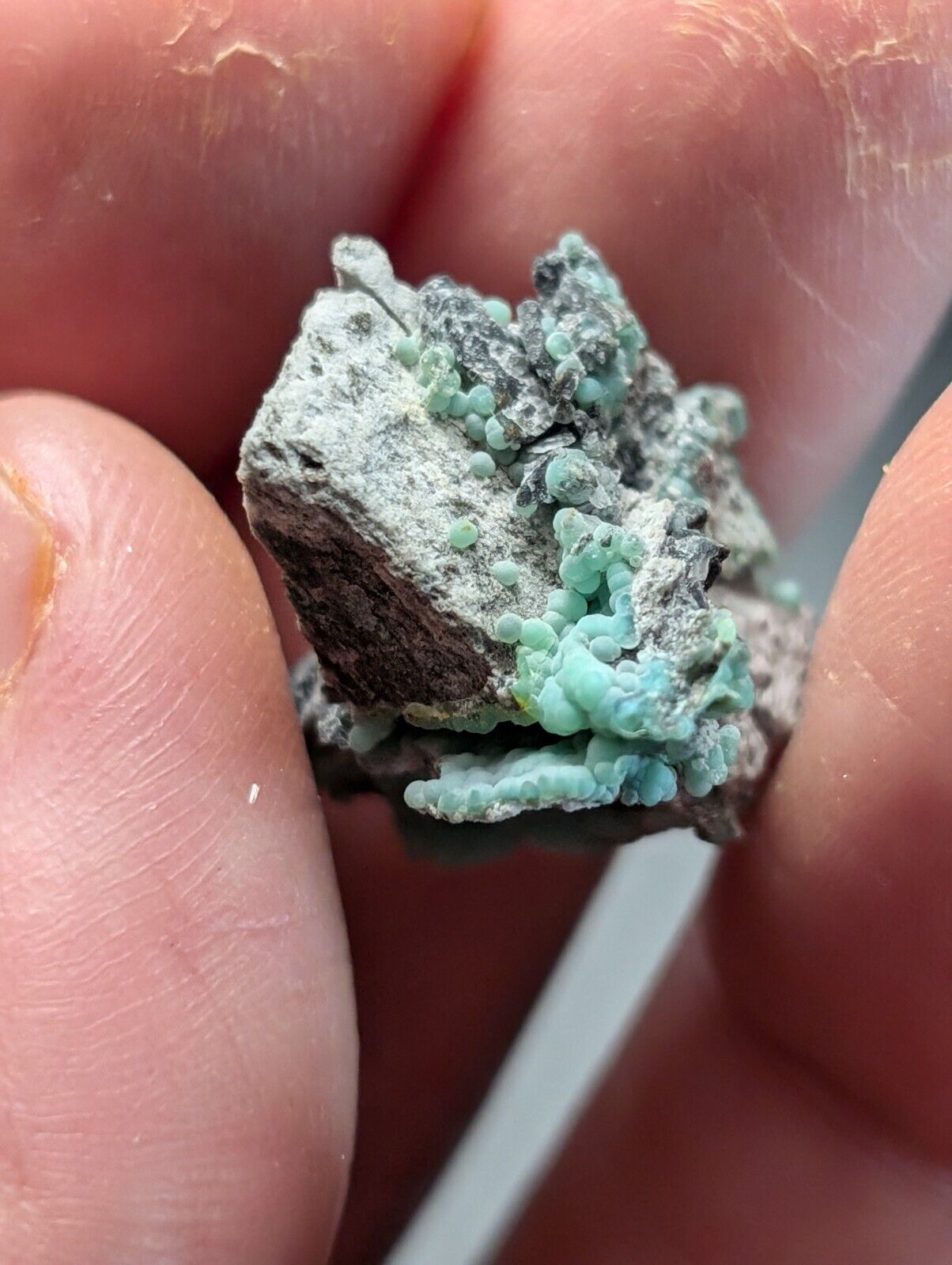 UV Reactive Planerite Mauldin Mountain Montgomery Co. Arkansas USA(Old Stock) - Collectibles:Rocks Fossils &