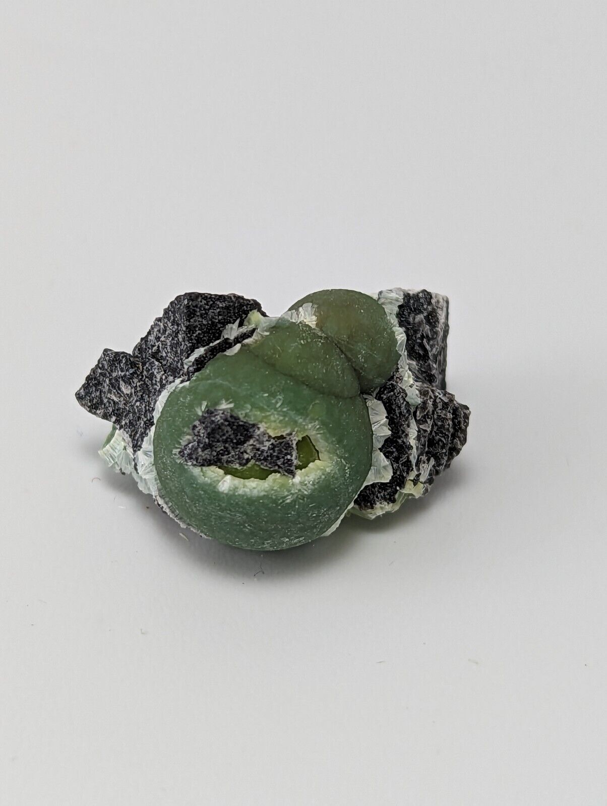 Wavellite - Fantastic 1990s Old Stock - Mauldin Mountain Arkansas - Collectibles:Rocks Fossils & Minerals:Crystals