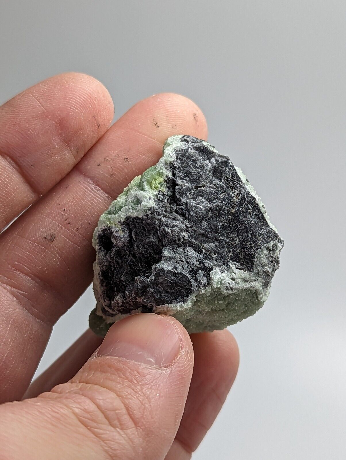Wavellite - Mauldin Mountain Montgomery County Arkansas - Collectibles:Rocks Fossils & Minerals:Crystals Mineral