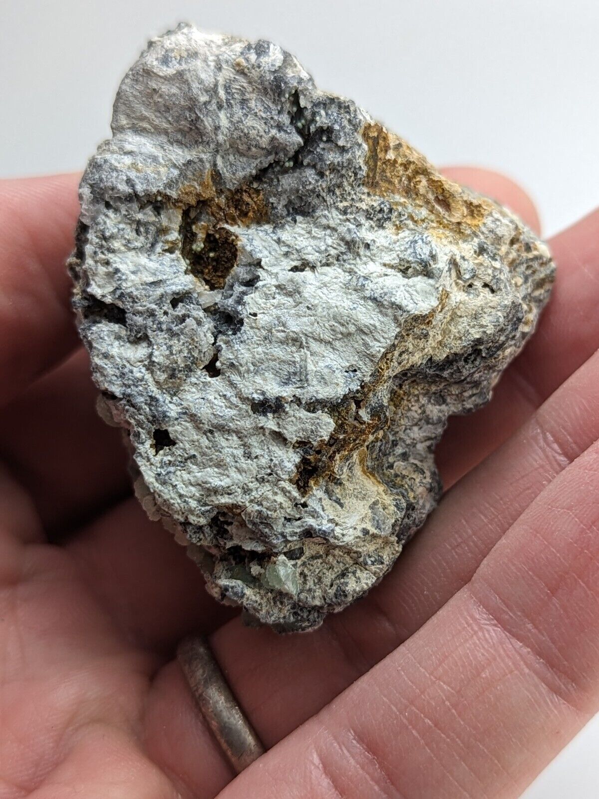 Wavellite -Old Stock - Mauldin Mountain Arkansas Slightly UV Reactive - Collectibles:Rocks Fossils & Minerals:Crystals