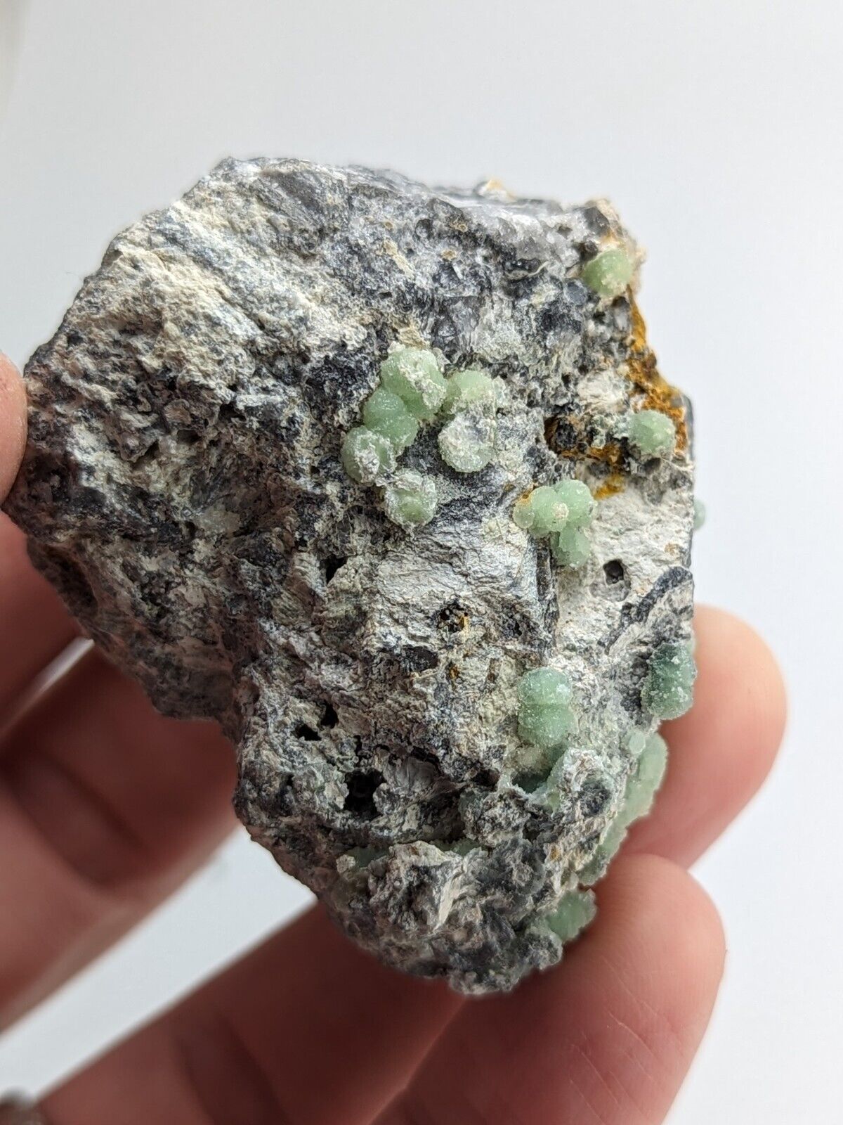 Wavellite -Old Stock - Mauldin Mountain Arkansas Slightly UV Reactive - Collectibles:Rocks Fossils & Minerals:Crystals