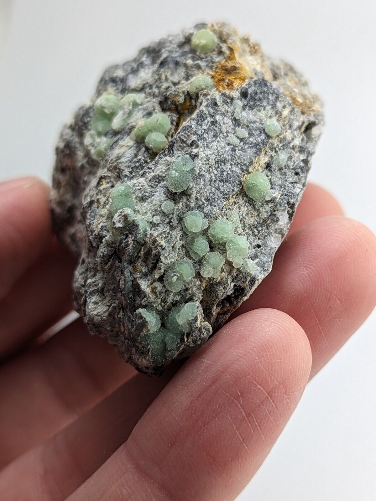 Wavellite -Old Stock - Mauldin Mountain Arkansas Slightly UV Reactive - Collectibles:Rocks Fossils & Minerals:Crystals