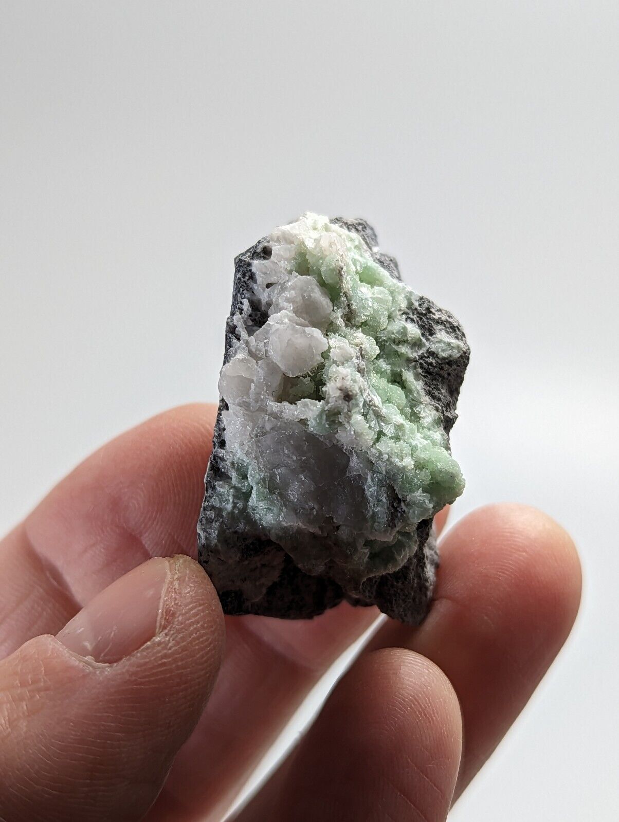 Wavellite on Quartz - Fantastic 1990s Old Stock - Mauldin Mountain Arkansas - Collectibles:Rocks Fossils &