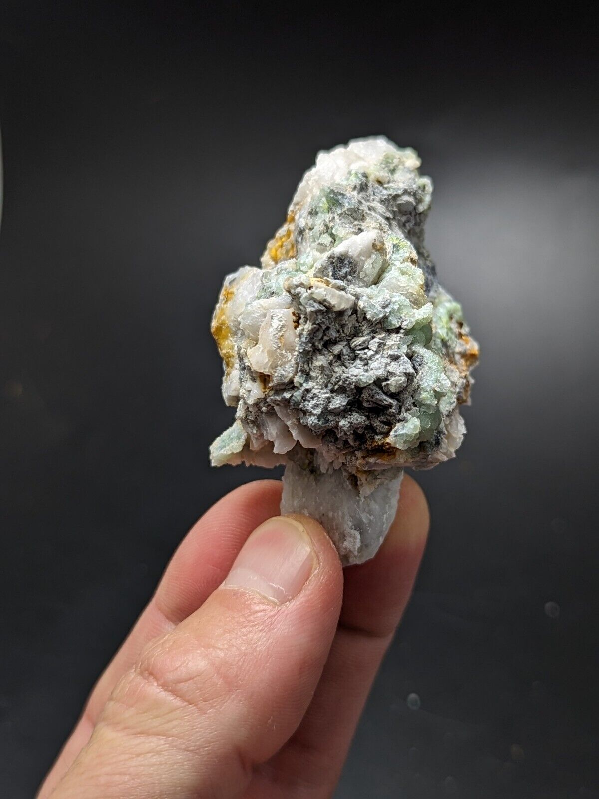 Wavellite and Quartz - Mauldin Mountain Arkansas Mushroom shaped! Unique! - Collectibles:Rocks Fossils &