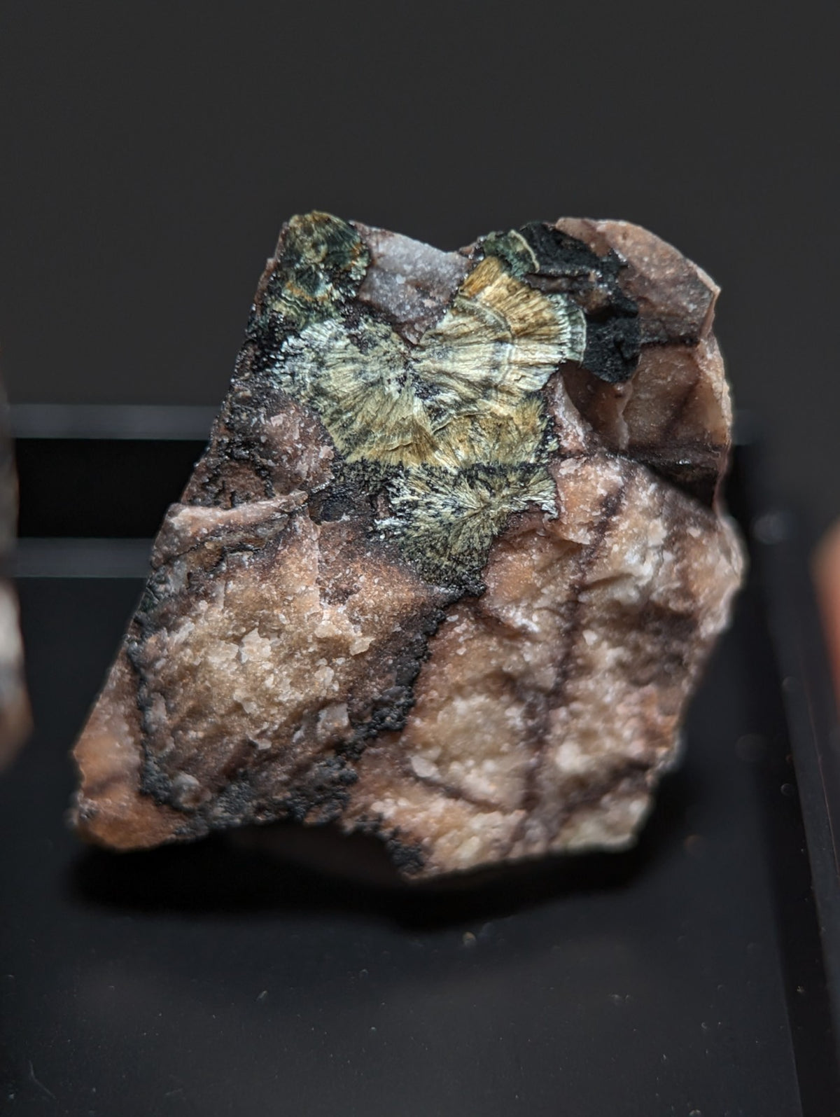 Rare Kidwellite (set of 3) - Coon Creek, Polk County, Arkansas, w/ photo case