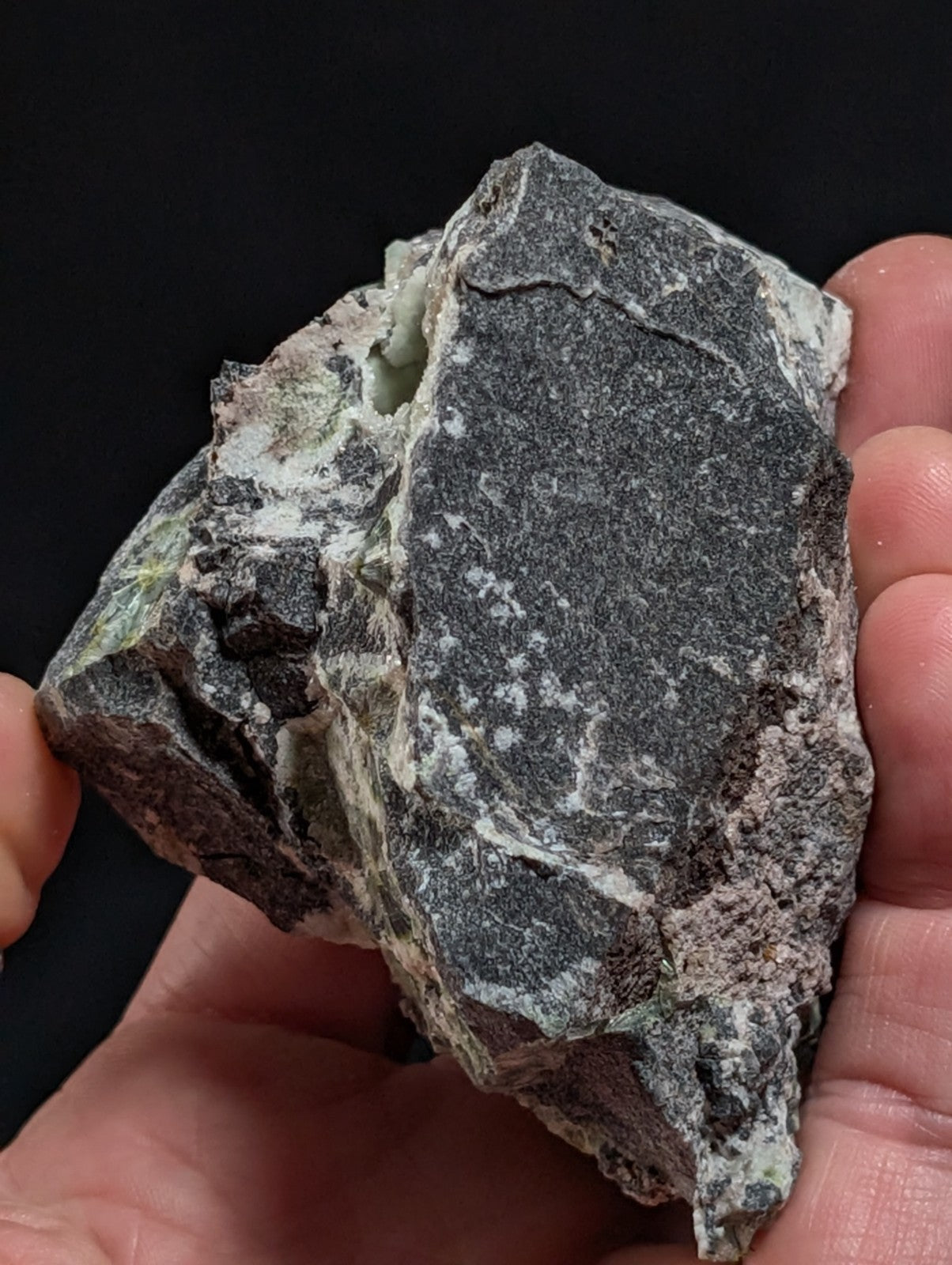 A+++ UV Reactive Wavellite -Old Stock- Mauldin Mountain, Arkansas, USA, RARE!