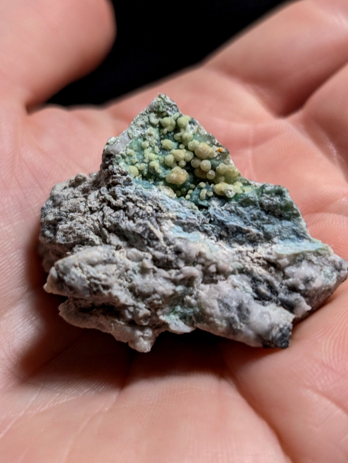 UV Reactive Wavellite, extremely unique, Mauldin Mountain, Arkansas, Rare