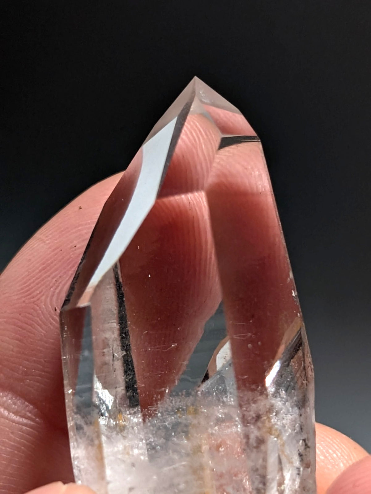AAA Optical Quartz Crystal Point w/ rainbow, Garland County, Arkansas, USA