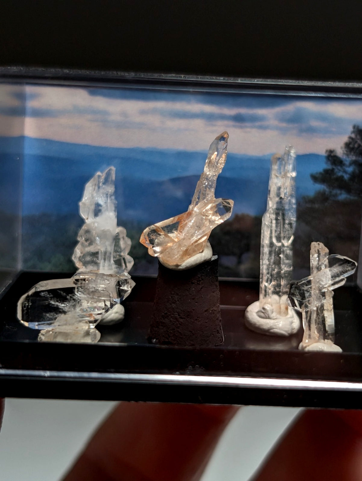 Set of 5 Faden Quartz Crystals, w/ photo case/mount, Montgomery County, Arkansas