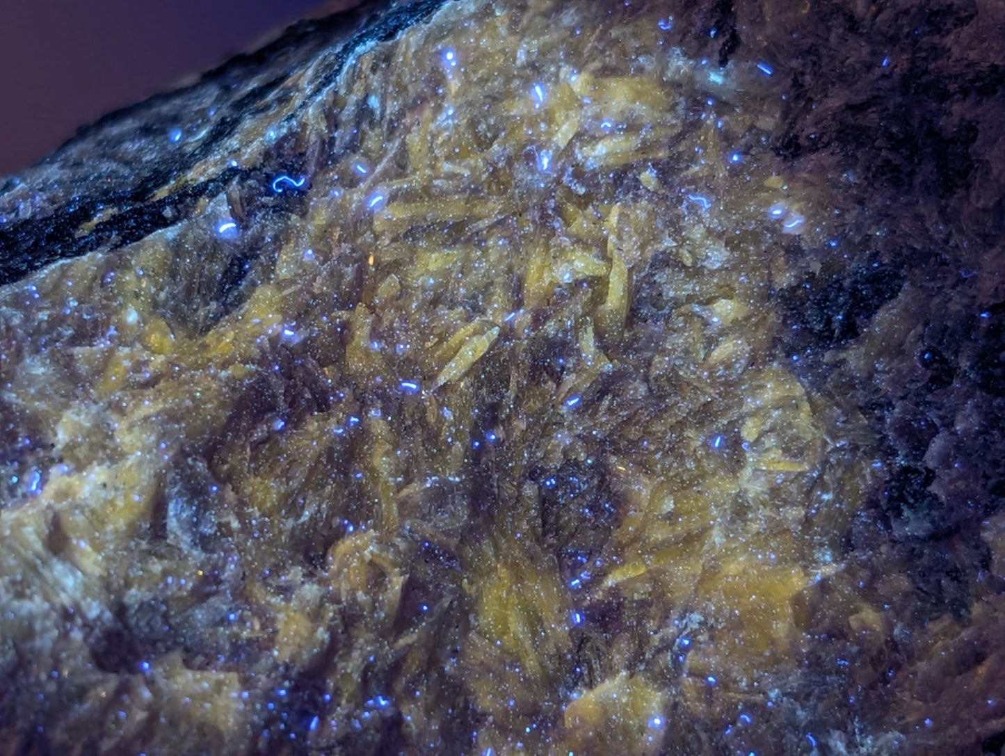 Very Rare Miserite + Wollastonite, Wilson Springs, Garland County, Arkansas, USA