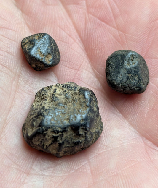 Very Rare, set of x3 Placer Rutile, Arkansas, Magnet Cove, Old Stock, ex Delinde