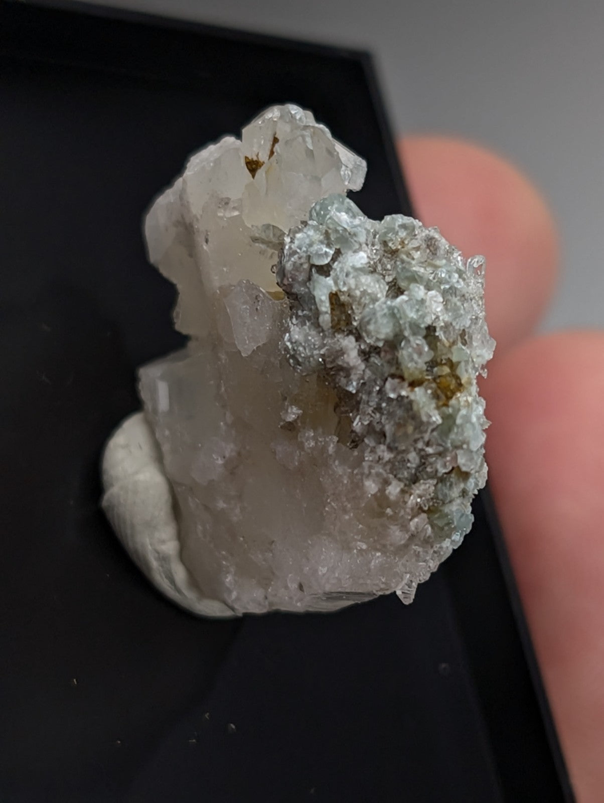 Blue-Green Cookeite on Quartz, Saline County, Arkansas, Old Stock, w/ photo case