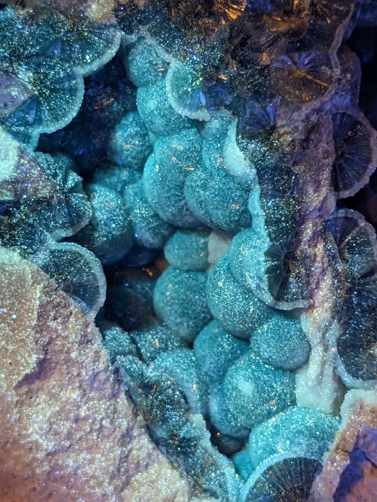 【希少】Turquoise Wave by AKROGLAM /MINERALS A+++ Blue-Green Wavellite - Old Stock - Delinde Claim - Garland