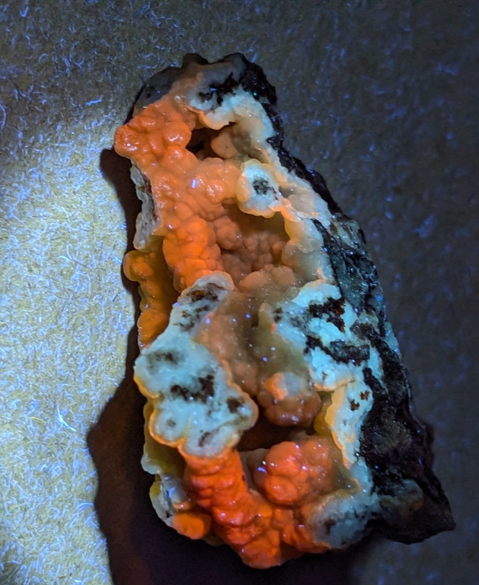 Turkey Fat Smithsonite, Rush Mining District, Marion Co, Arkansas, UV Reactive!!