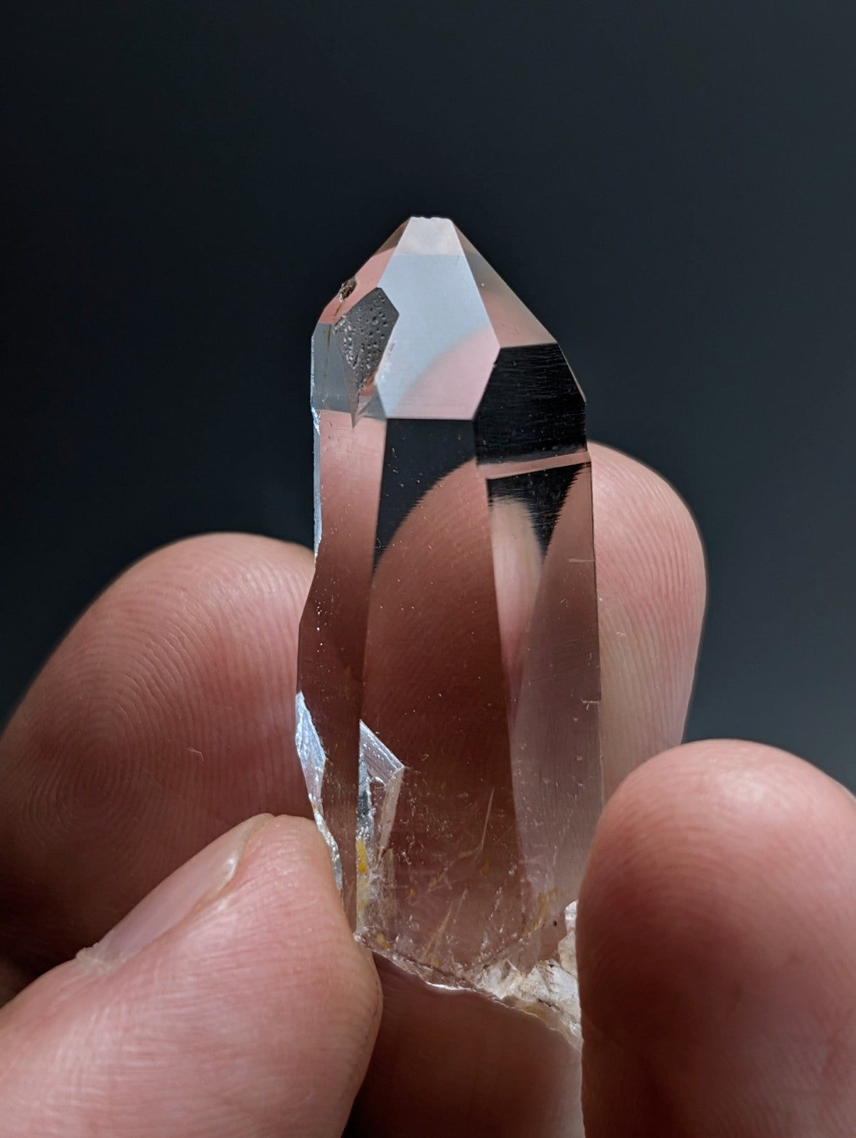 A+++ Optical Quartz Crystal Point, Montgomery County, Arkansas, USA, Stunning!