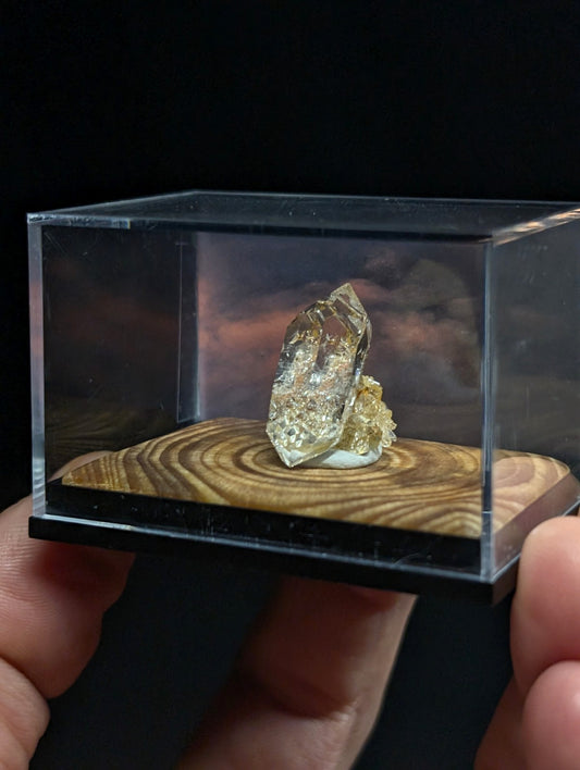 A+++ Optical Quartz, w/ wood mount + photo case - Garland County, Arkansas, USA