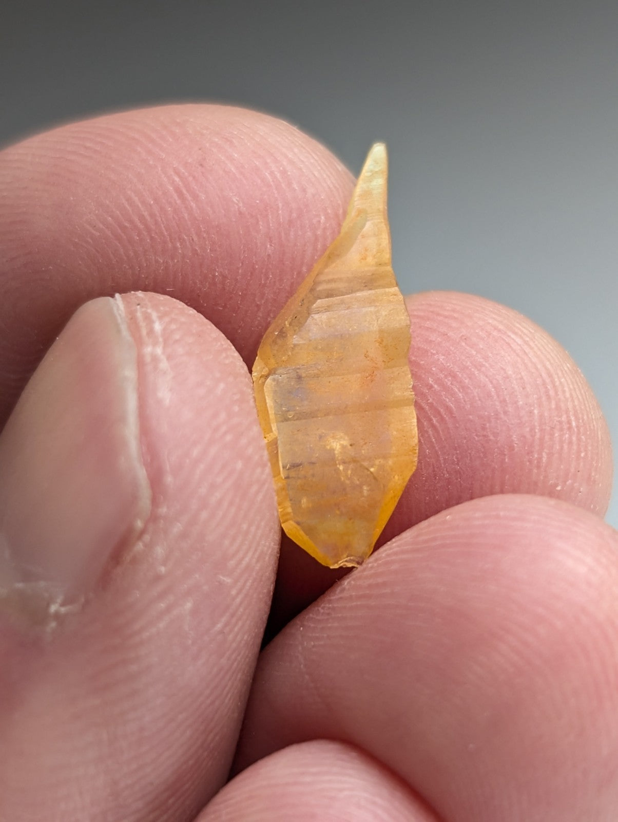 Set of 8 Double Terminated Quartz Crystals from Garland County, Arkansas , A+