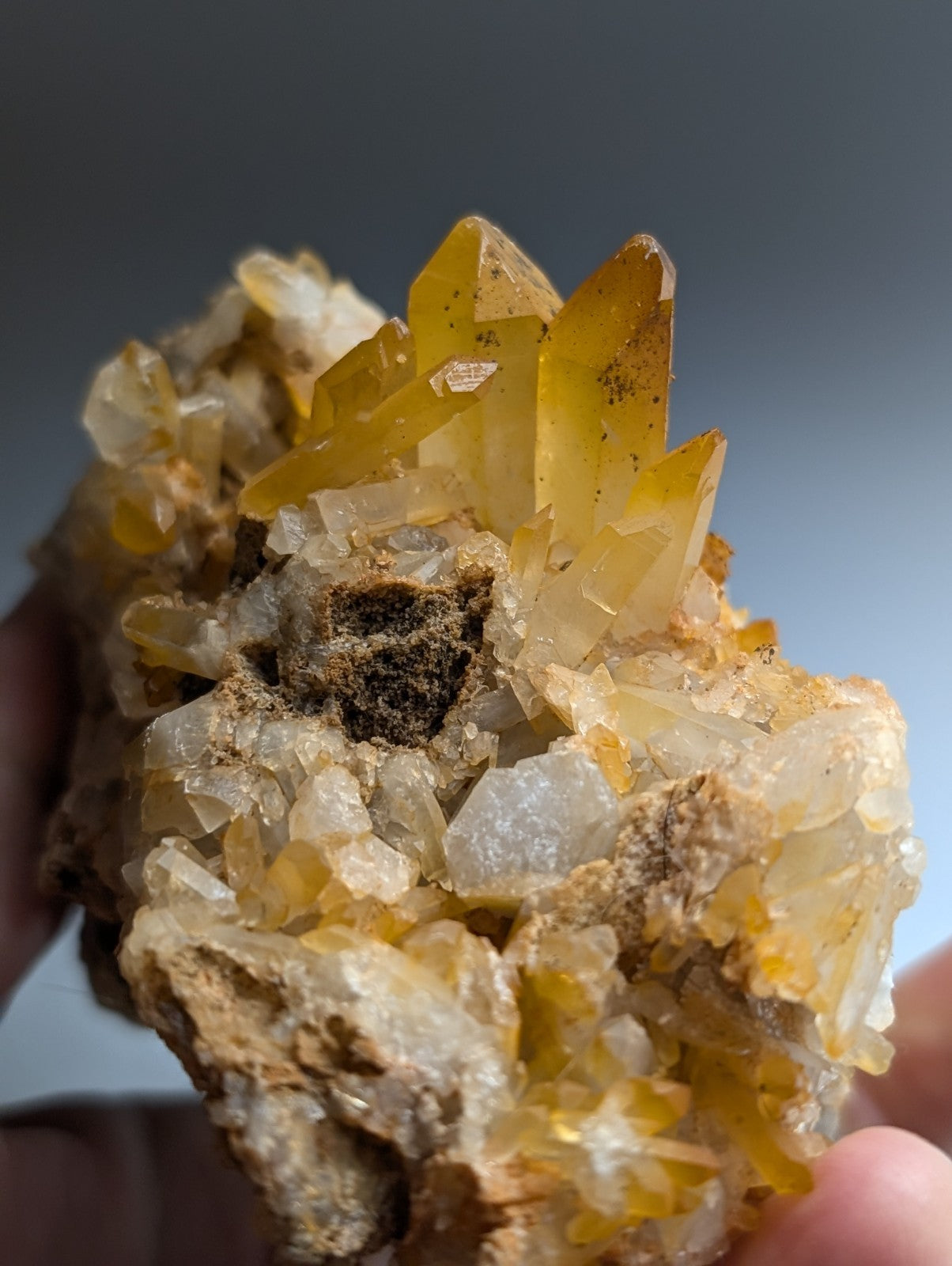 Quartz Crystal Cluster w/ natural color, Garland County, Arkansas, Beautiful!