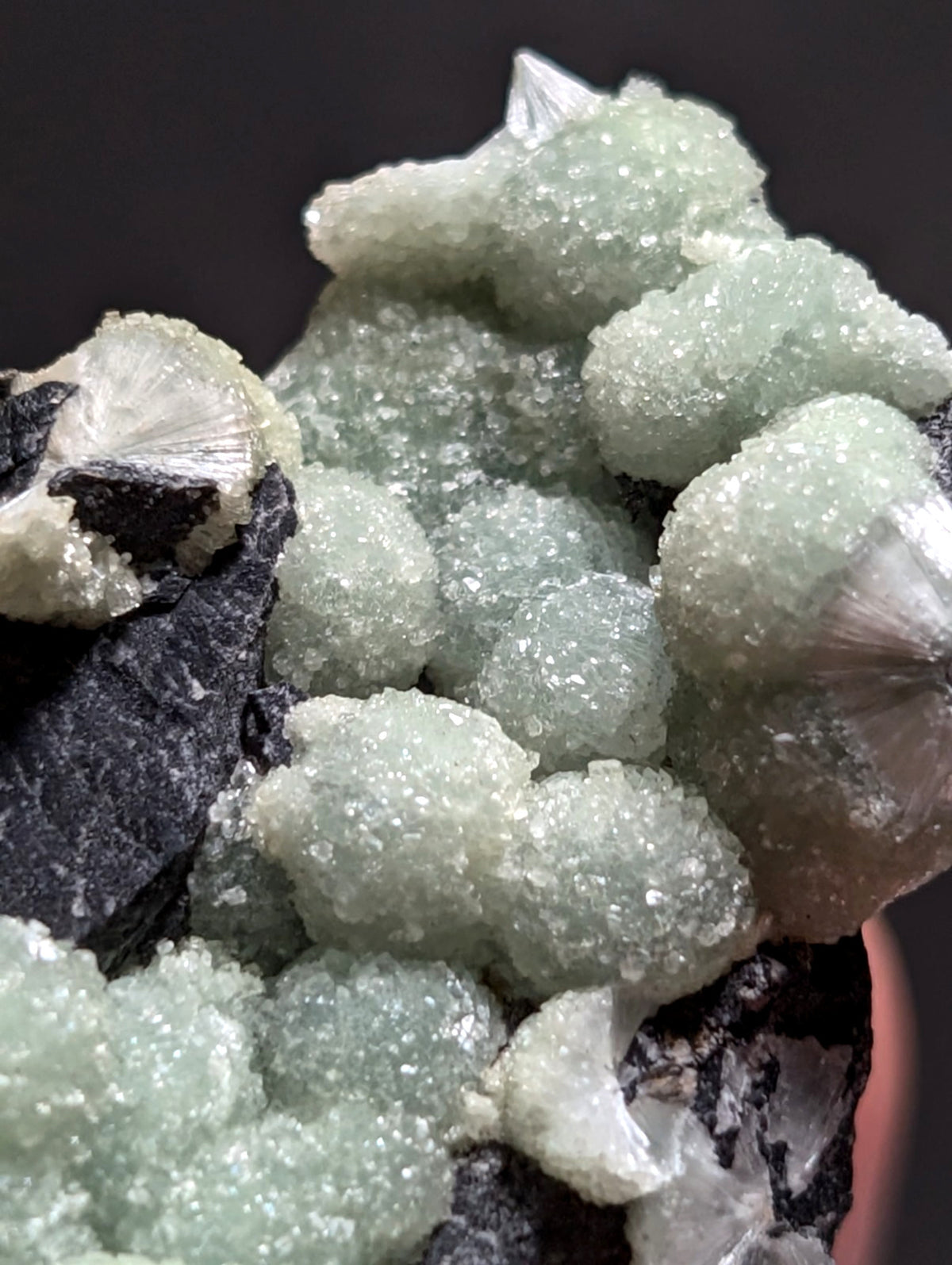A+ UV Reactive Wavellite -Fantastic Old Stock- Mauldin Mountain, Arkansas, Rare