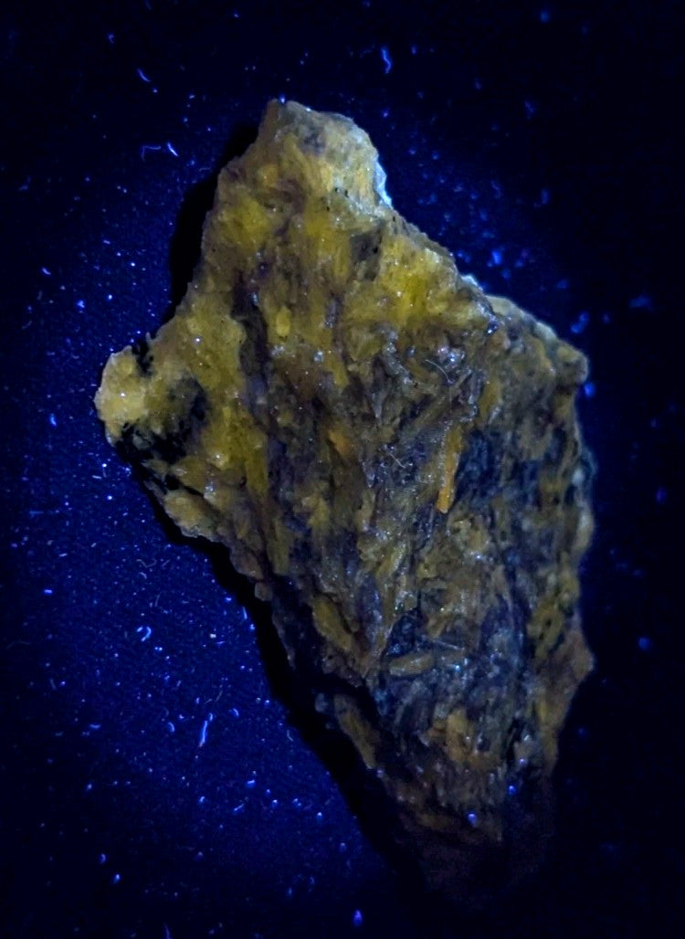 Very Rare Miserite + Wollastonite, Wilson Springs, Garland County, Arkansas, USA