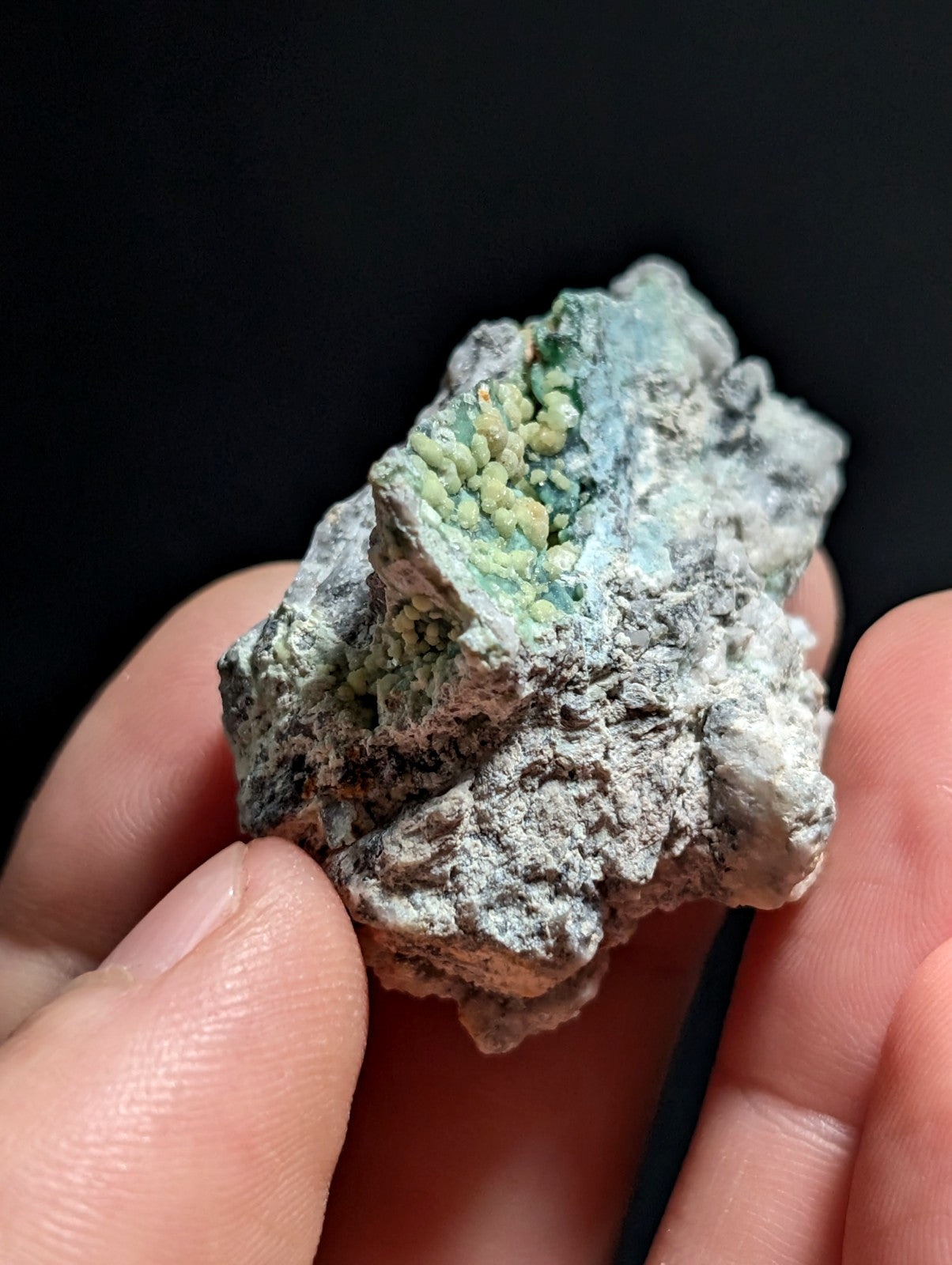 UV Reactive Wavellite, extremely unique, Mauldin Mountain, Arkansas, Rare