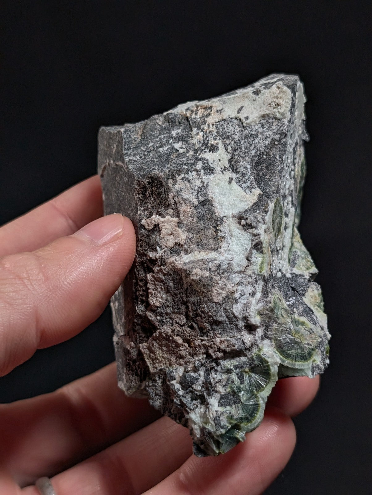 A+++ UV Reactive Wavellite -Old Stock- Mauldin Mountain, Arkansas, USA, RARE!