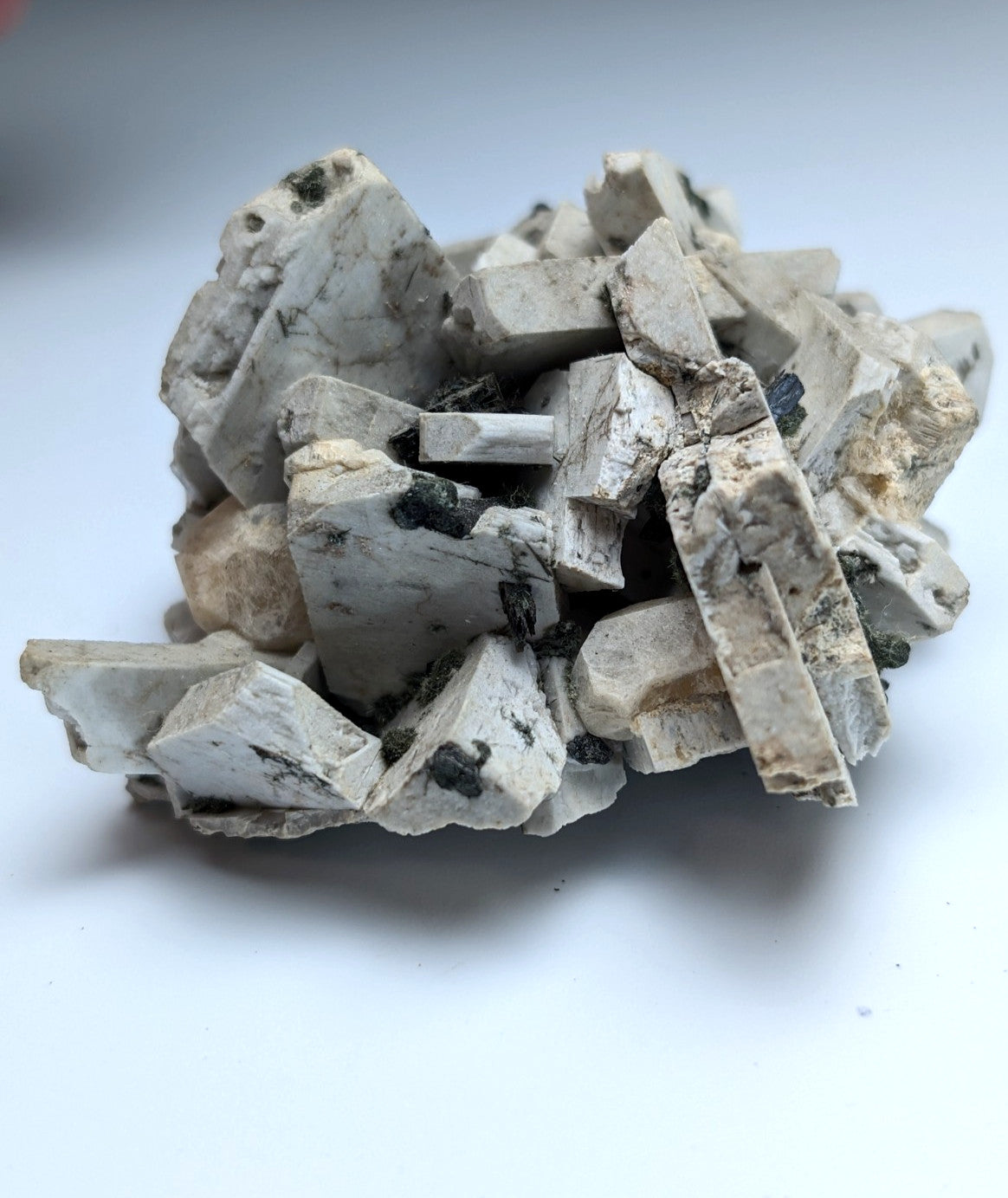 Albite, Biotite, Aegerine, Analcime, 3M Quarry, Little Rock, Arkansas, Delinde!
