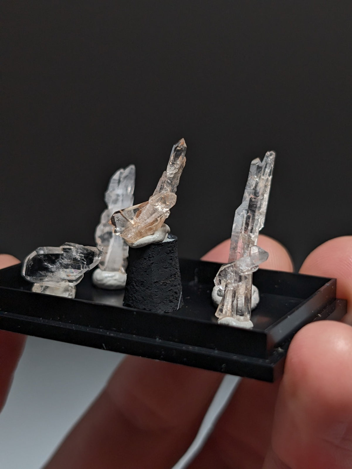 Set of 5 Faden Quartz Crystals, w/ photo case/mount, Montgomery County, Arkansas