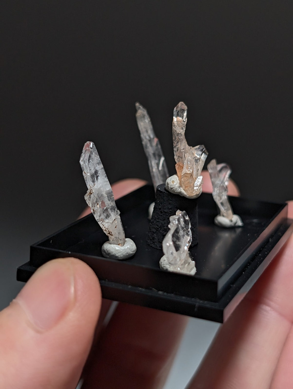Set of 5 Faden Quartz Crystals, w/ photo case/mount, Montgomery County, Arkansas