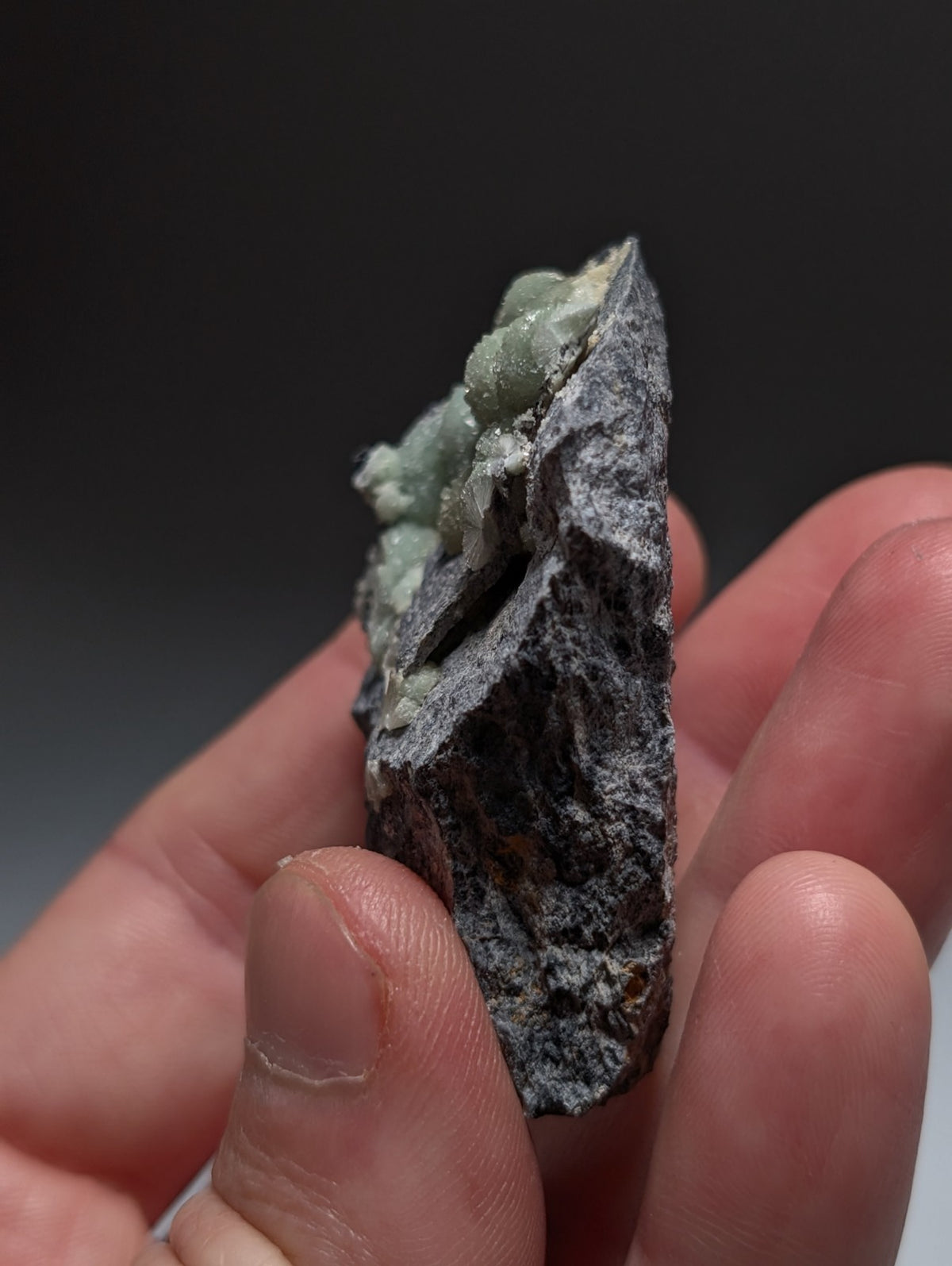 A+ UV Reactive Wavellite -Fantastic Old Stock- Mauldin Mountain, Arkansas, Rare