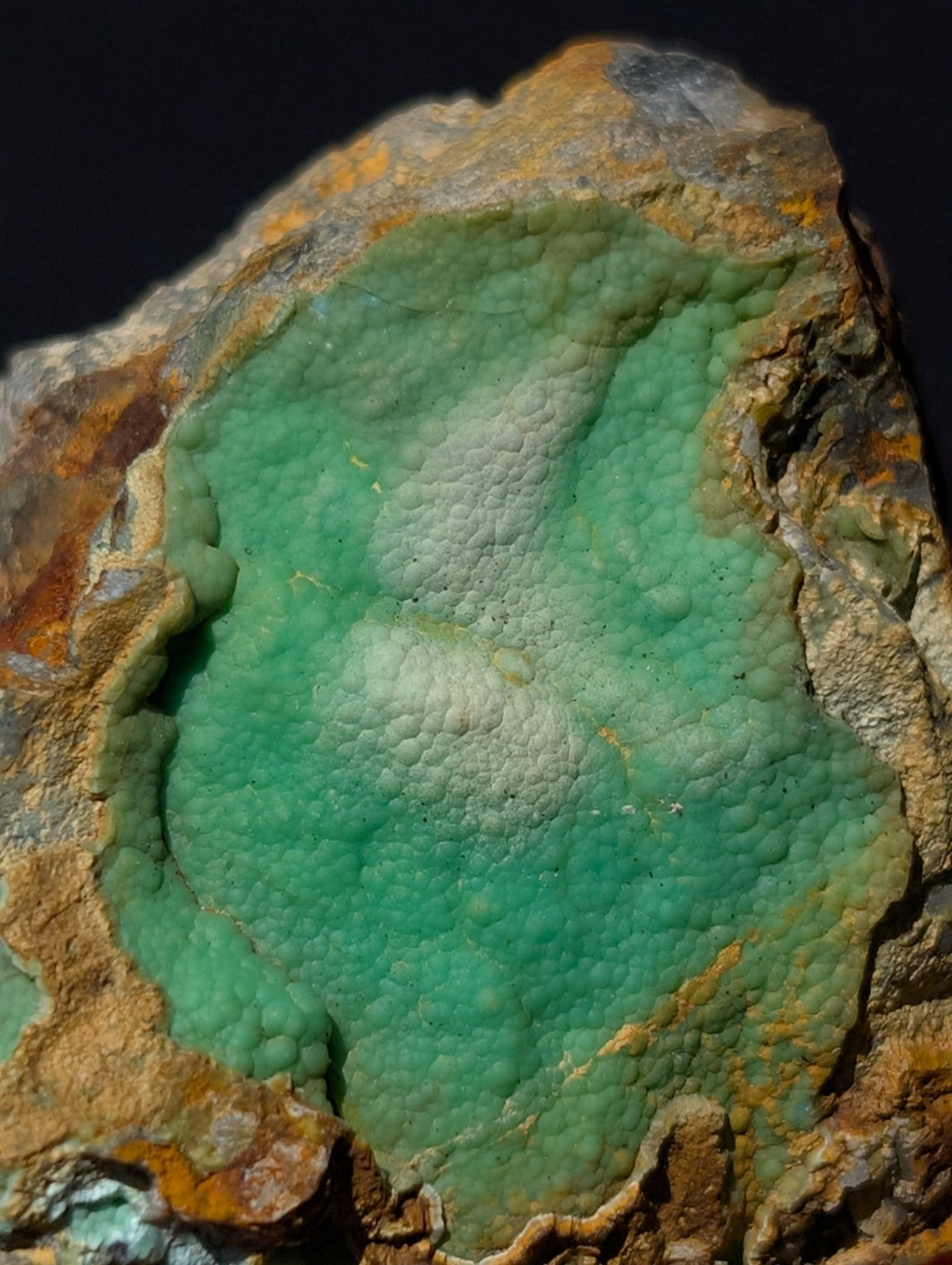 Green Planerite, Mauldin Mountain, Montgomery Co. Arkansas, USA, Unique