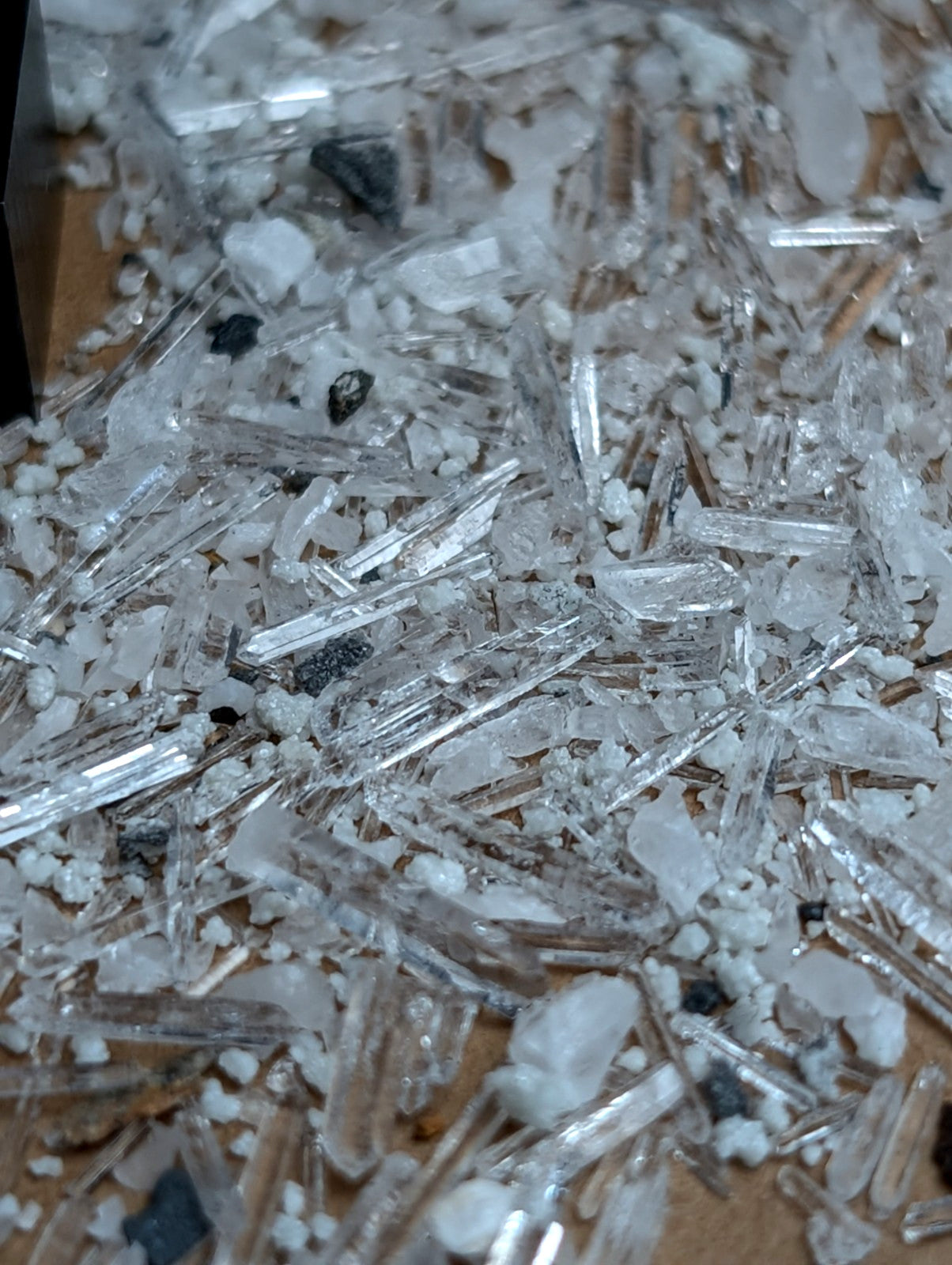 8+ grams of Solution Quartz Crystal Points + Cookeite, Jeffrey Quarry, Arkansas