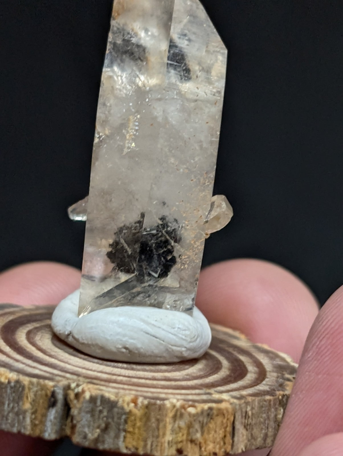 Quartz Crystal Point w/ Manganese inclusions, Montgomery Co. Arkansas, w/ base